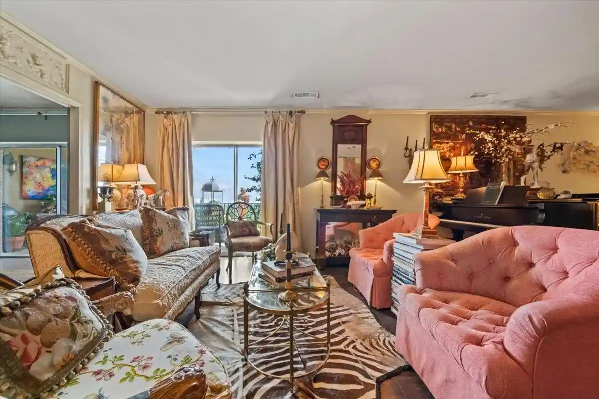 Photo 2 of Condo for sale at 475 N Highland Ave, Memphis, TN 38122 | MLS# 10221485 | Listing updated on 2026-05-13