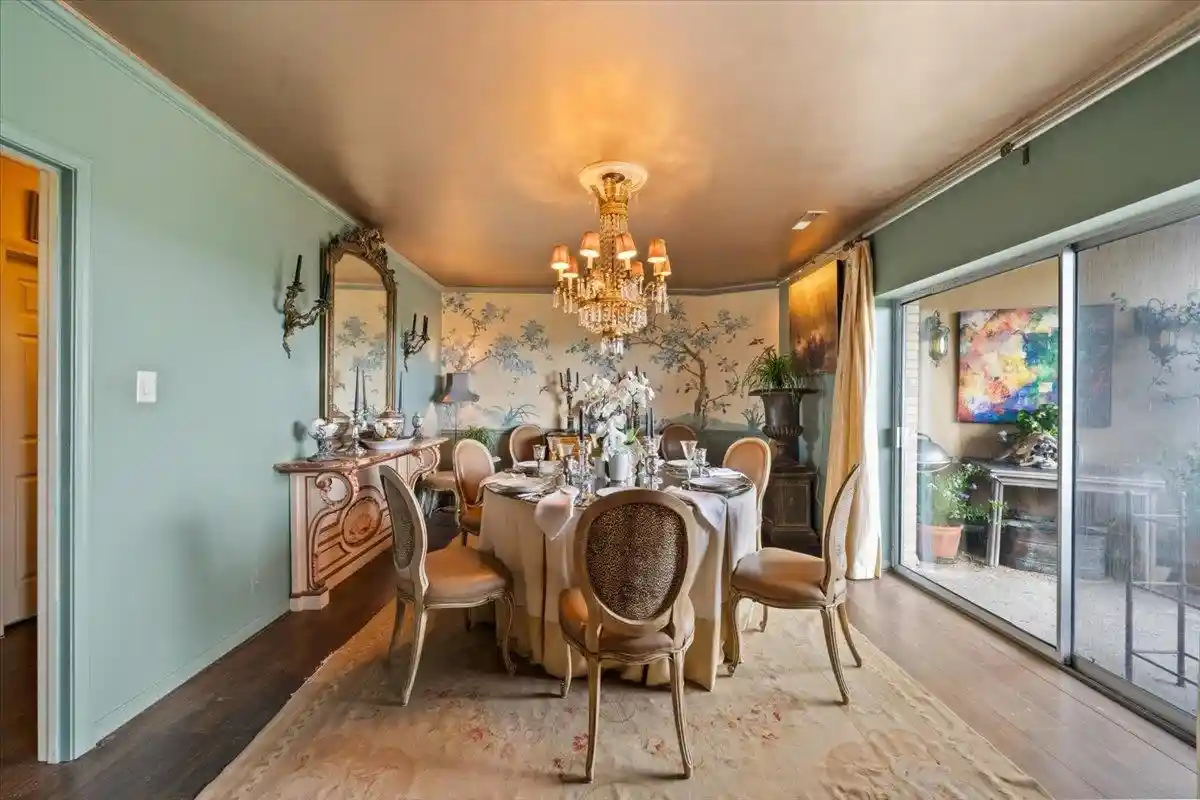 Listing Photo 4 - Condo for sale in building located at 475 N Highland Ave, Memphis, TN 38122