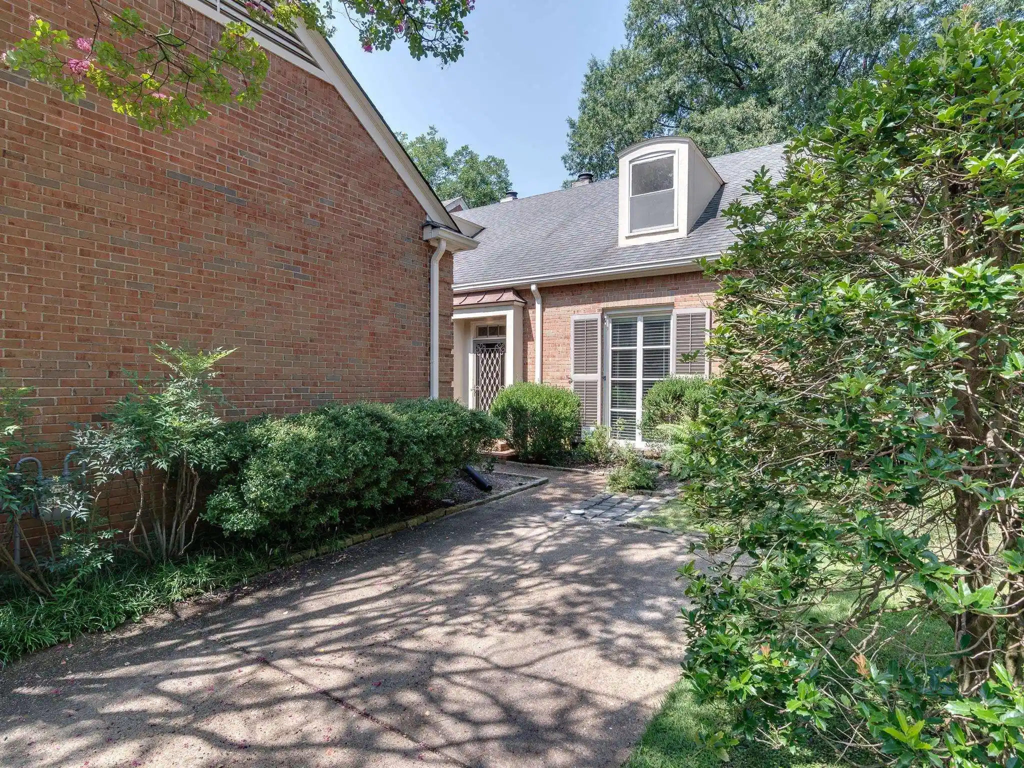 1st image of 575 Club Walk Ln #2, Memphis, TN 38111 | MLS# 10221541