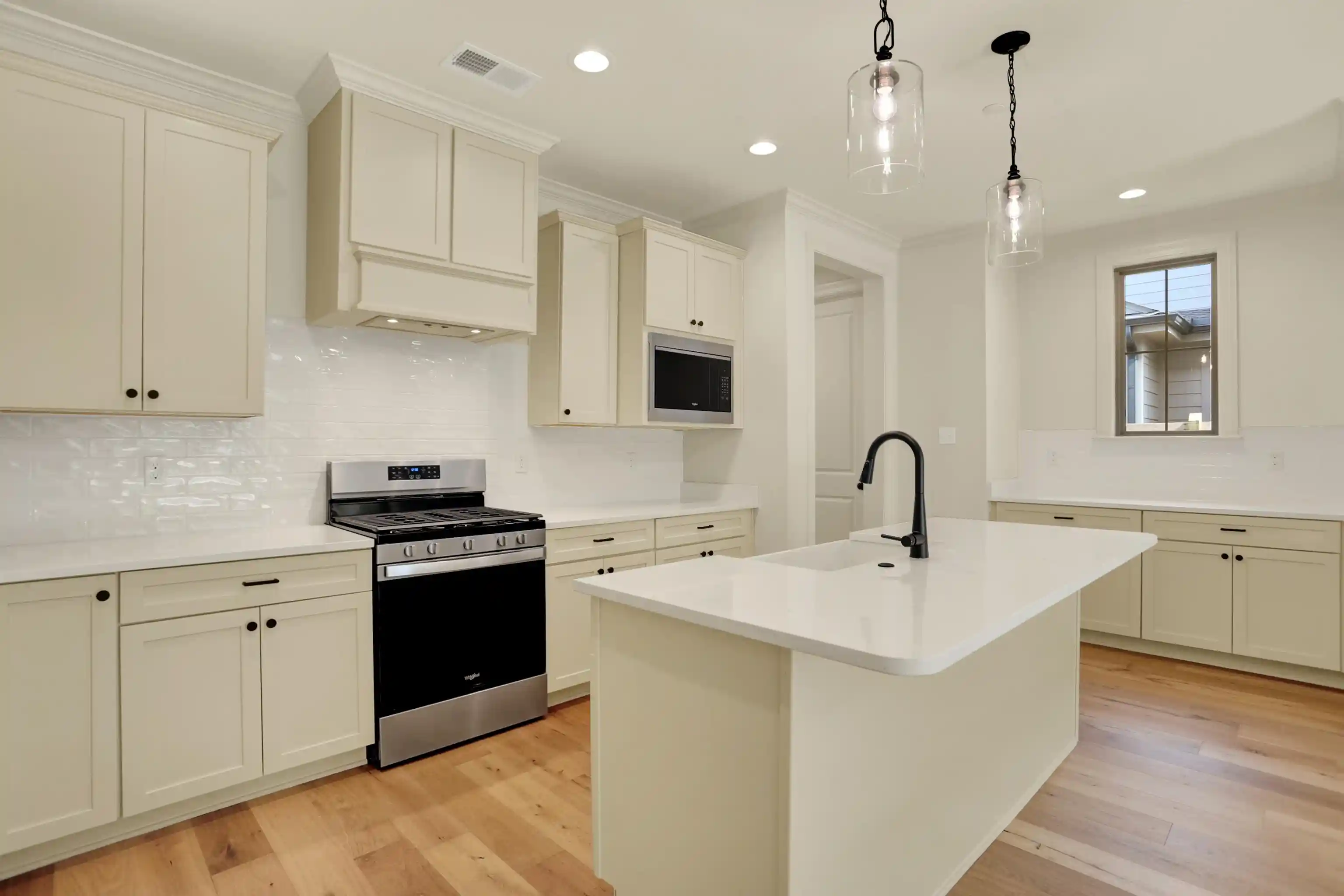 Photo 2 of Townhouse for sale at 491 Armel Dr, Collierville, TN 38017 | MLS# 10221566 | Listing updated on 2026-08-26
