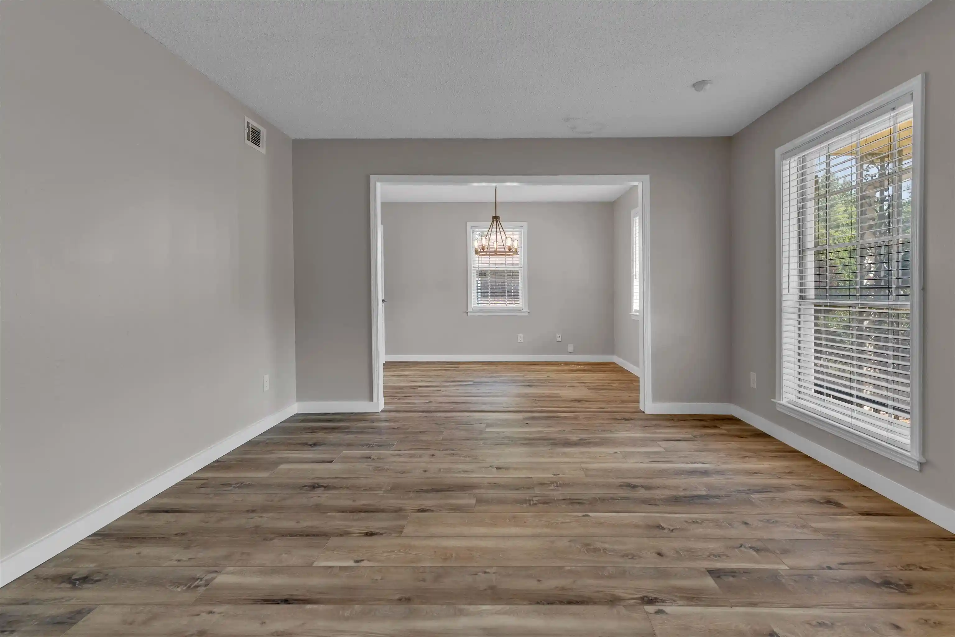 2nd image of 3719 Battlefield Cv, Memphis, TN 38128 | MLS# 10221621
