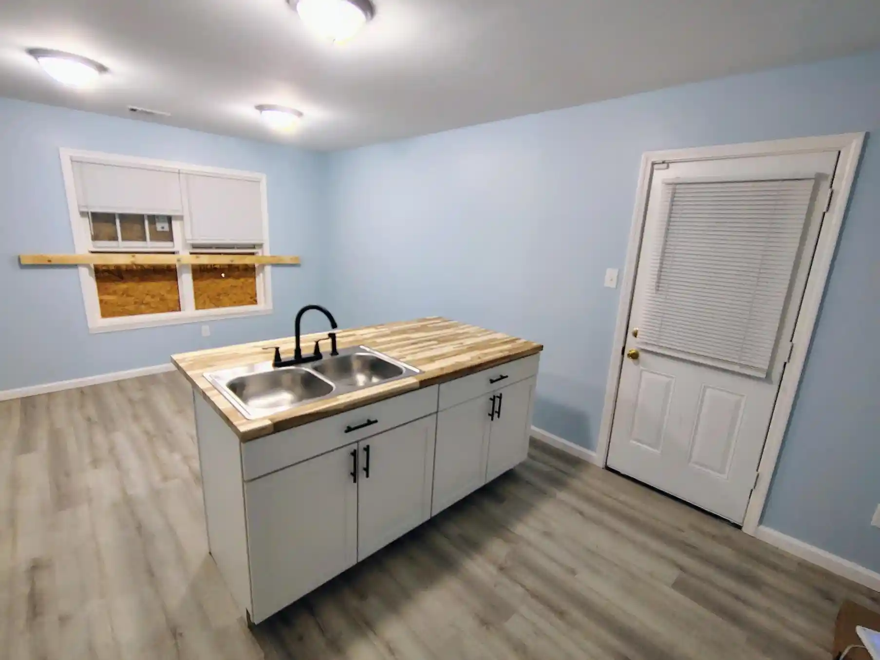 Photo 3 of Single family home for sale at 1167 Fiber Rd, Memphis, TN 38109 | MLS# 10221653 | Listing updated on 2026-09-17