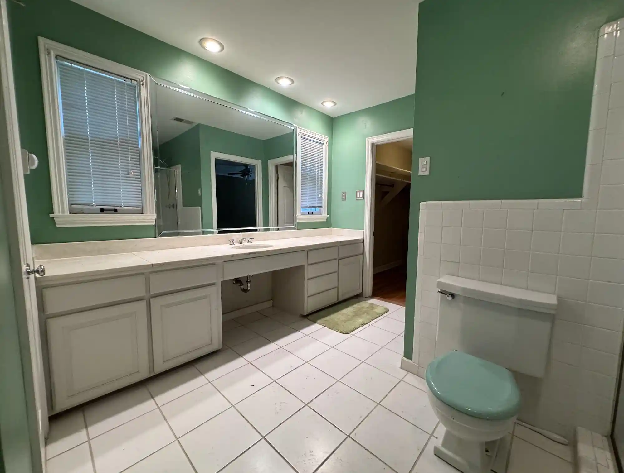 Photo 4 of Single family home for sale at 3327 Homewood Dr, Memphis, TN 38128 | MLS# 10221722 | Listing updated on 2026-10-09