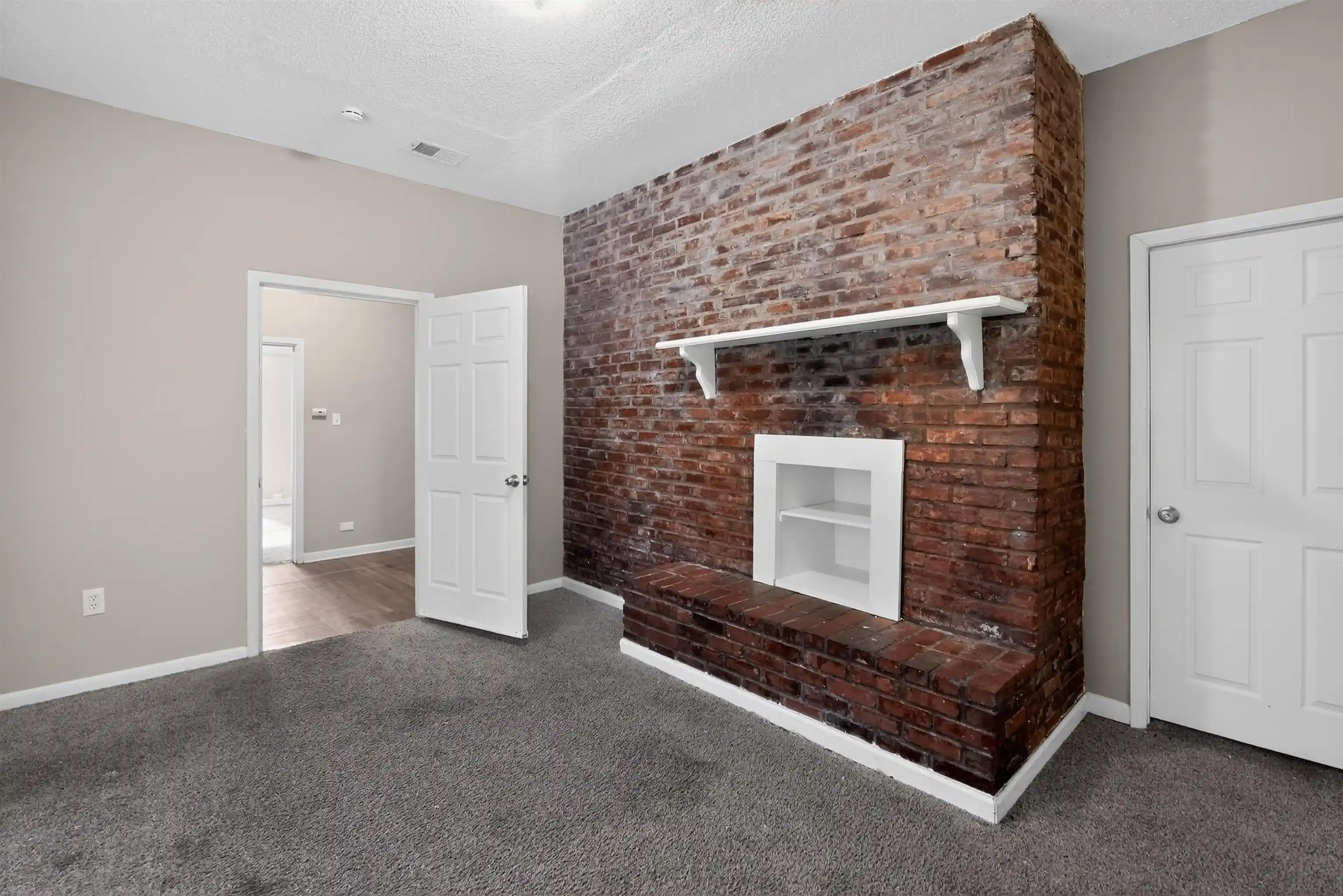 Photo 3 of Single family home for sale at 2055 Burnham Ave, Memphis, TN 38127 | MLS# 10221726 | Listing updated on 2026-09-14