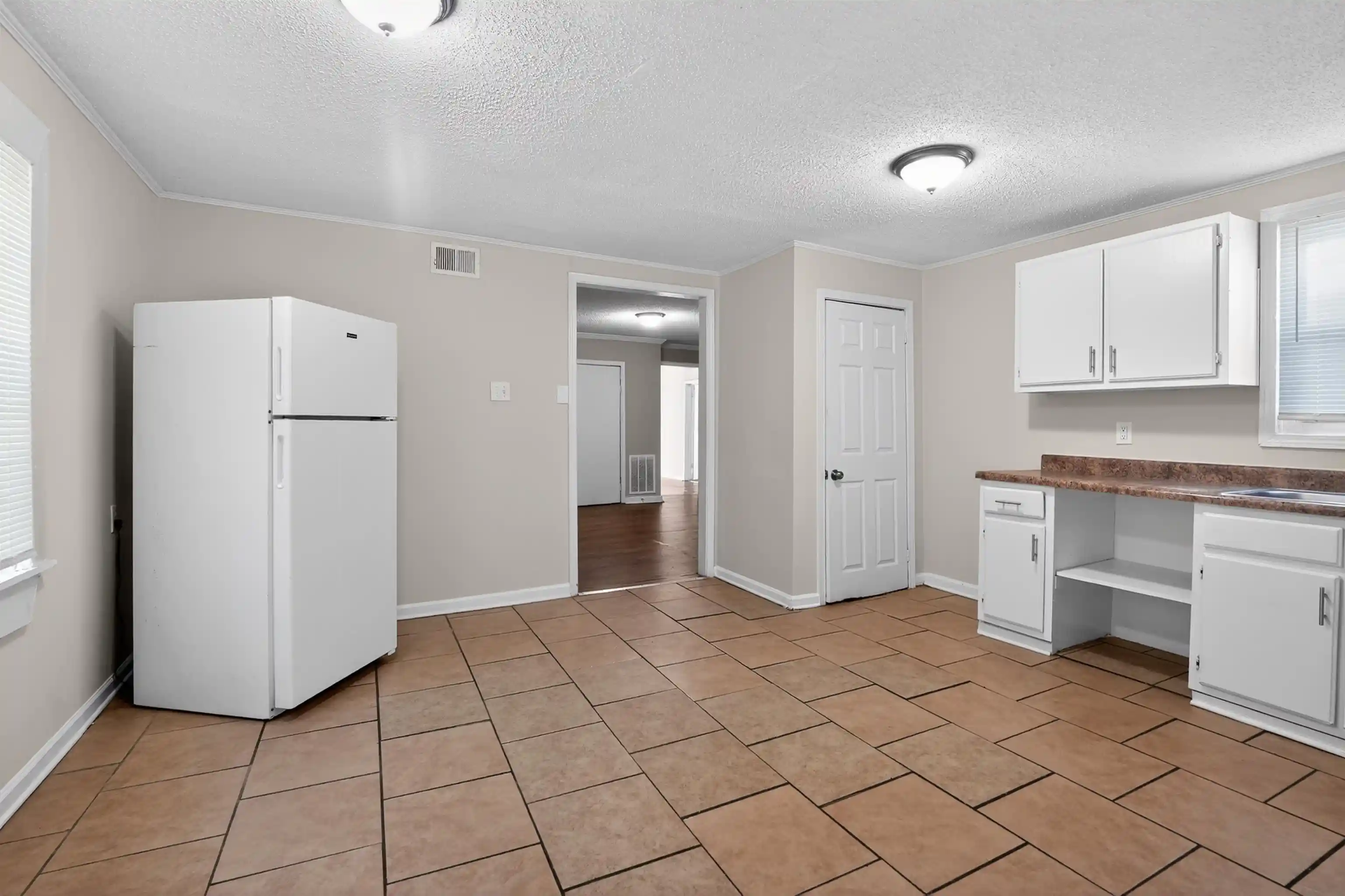 Photo 3 of Single family home for sale at 2055 Burnham Ave, Memphis, TN 38127 | MLS# 10221726 | Listing updated on 2026-10-08