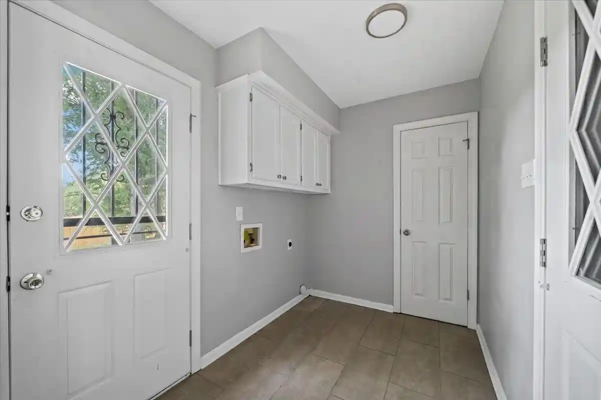 Photo 4 of Single family home for sale at 74 S Walnut Bnd Rd, Cordova, TN 38018 | MLS# 10221847 | Listing updated on 2026-08-31