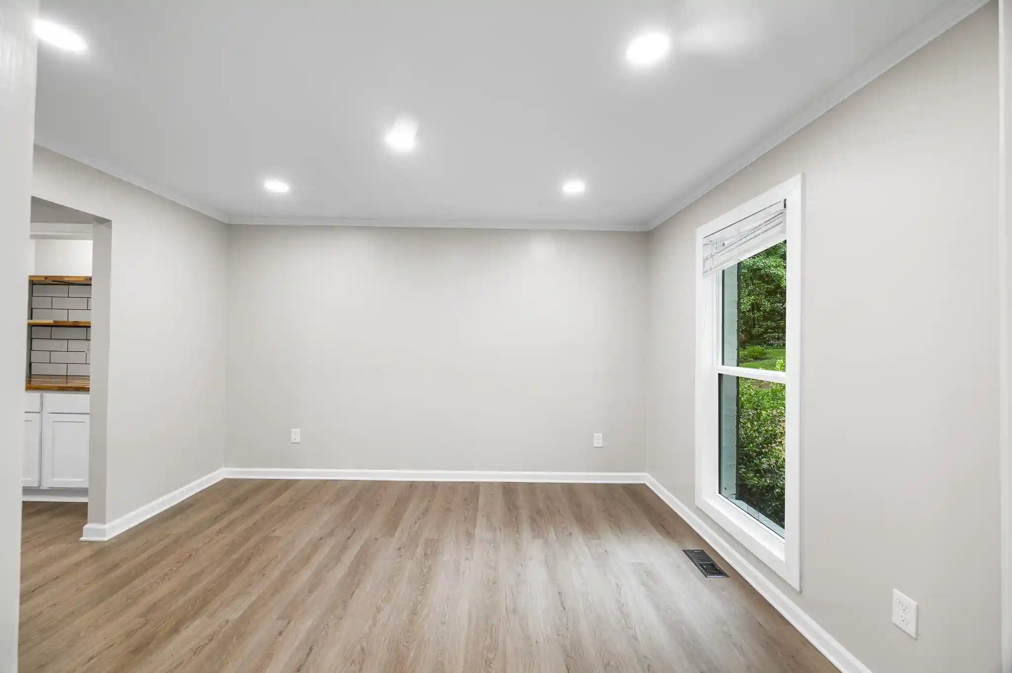 3rd image of 1793 Hayden Rd, Germantown, TN 38138 | MLS# 10221856