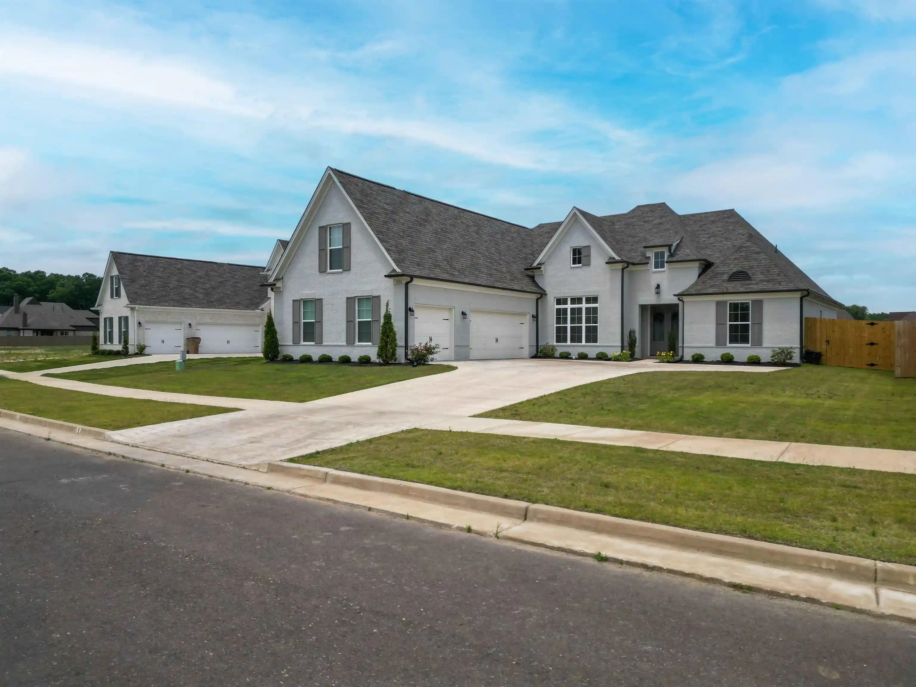 Homes for sale in Cordova, TN | 9606 Grays Hollow Dr, Cordova, TN 38018 | MLS# 10221858