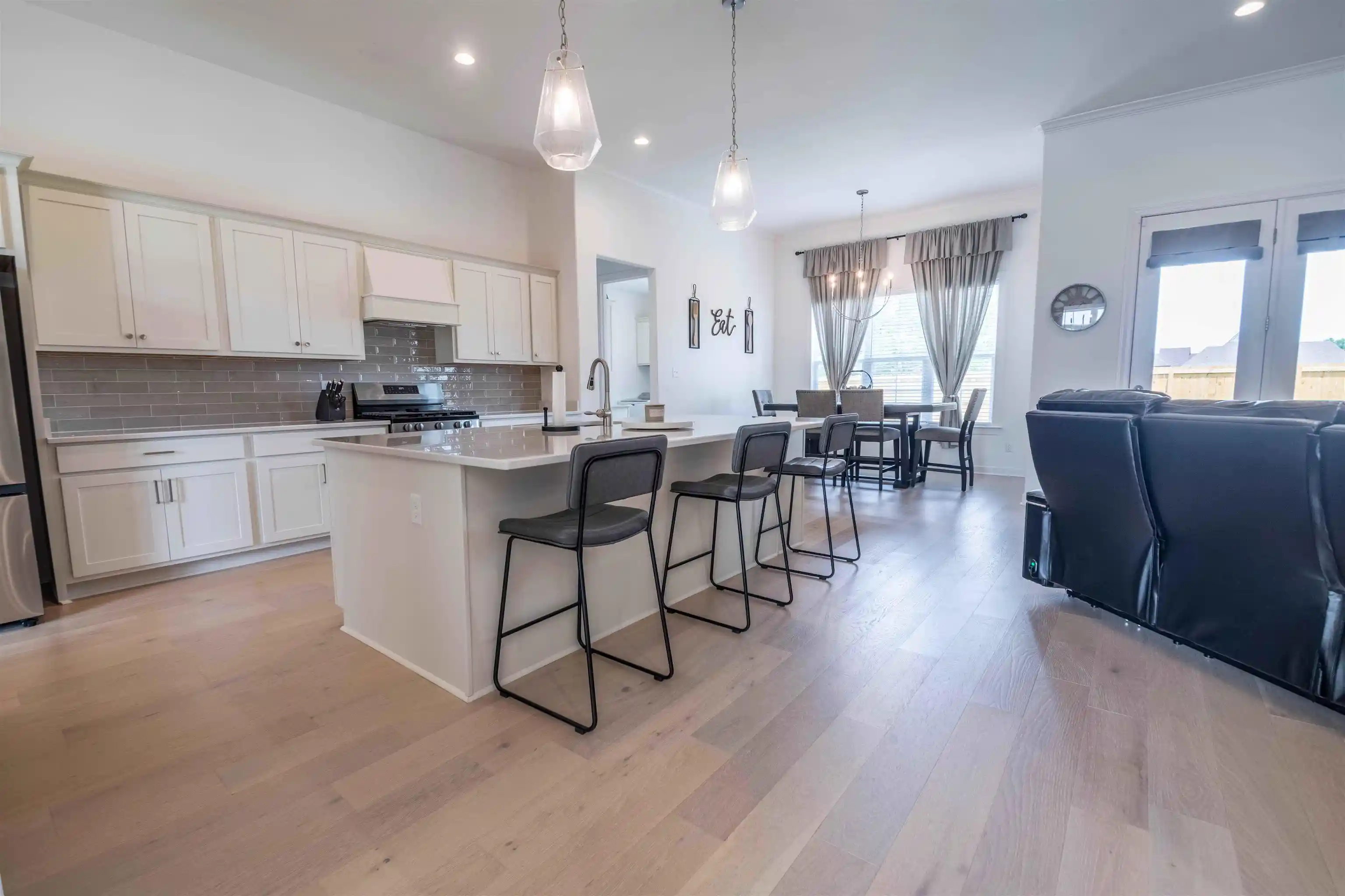 4th image of 9606 Grays Hollow Dr, Cordova, TN 38018 | MLS# 10221858