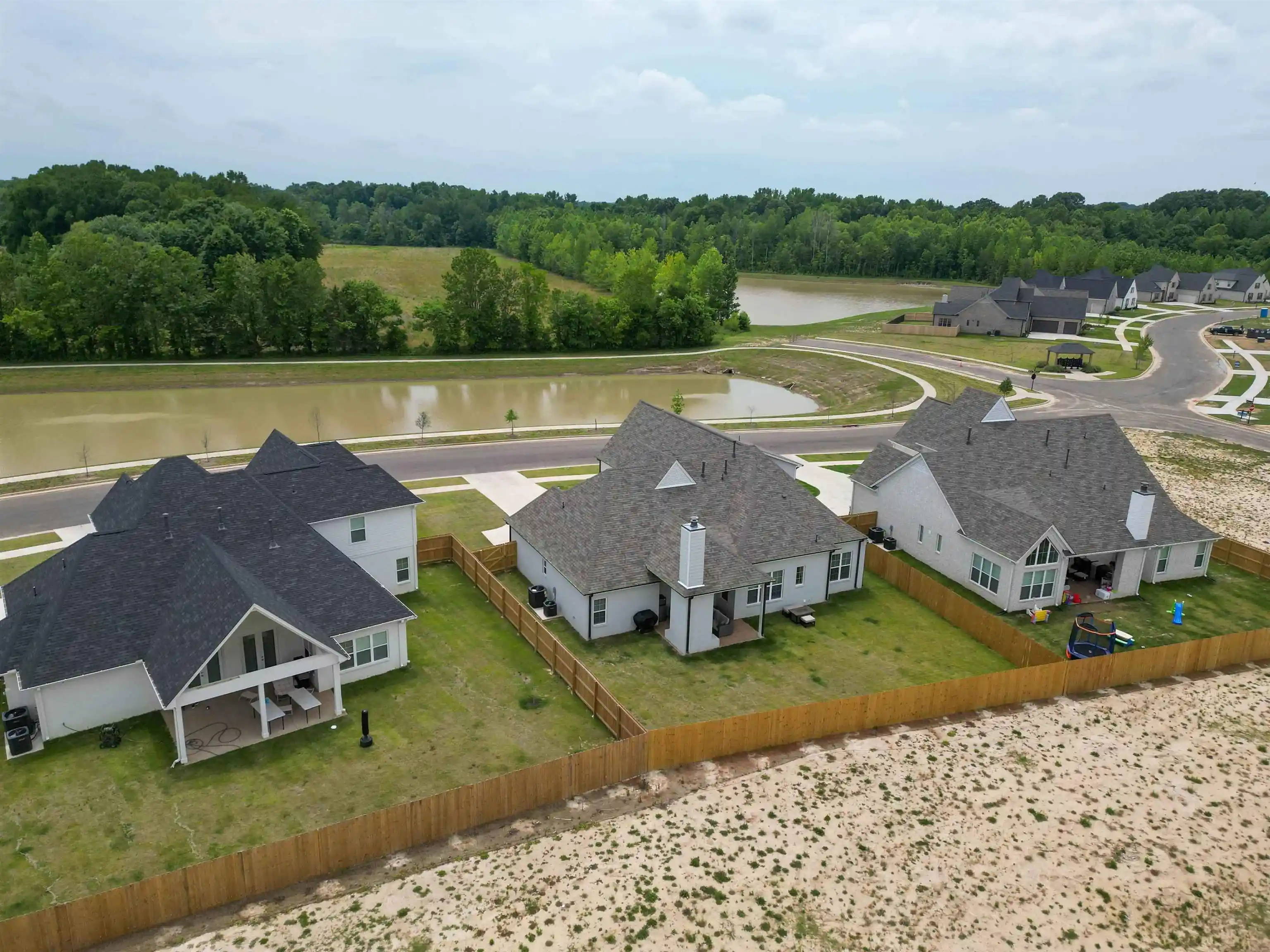 Homes for sale in Cordova, TN | 9606 Grays Hollow Dr, Cordova, TN 38018 | MLS# 10221858