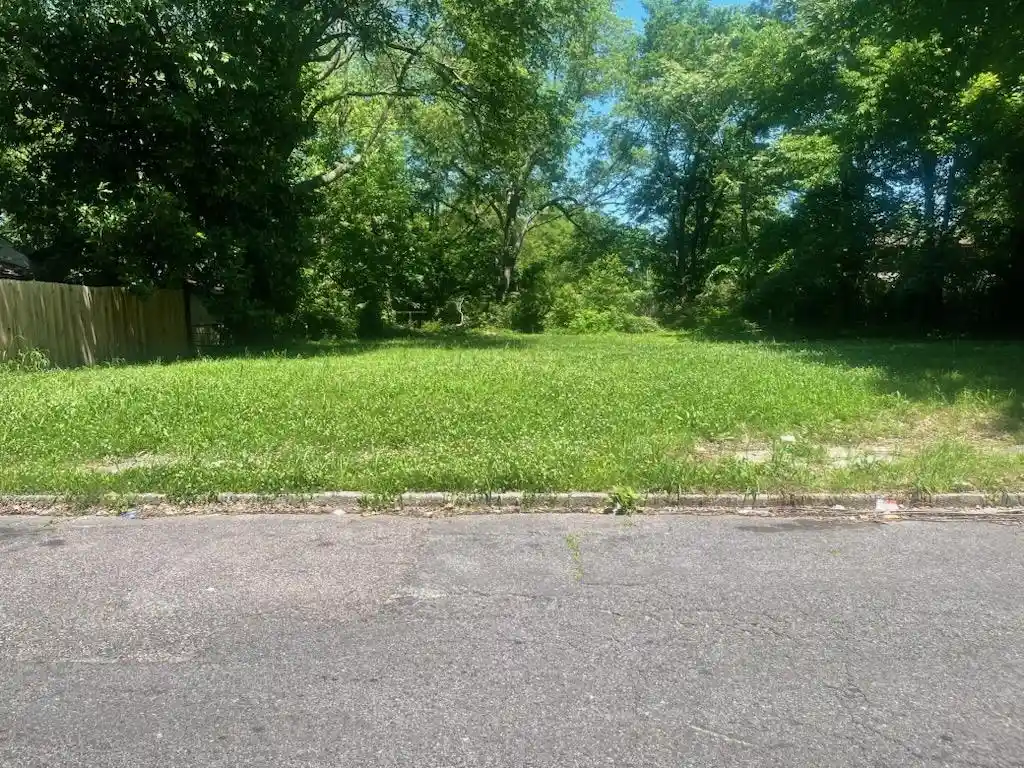Photo 1 of Land for sale at 356 Cambridge Ave, Memphis, TN 38106 | MLS# 10221873 | Listing updated on 2026-05-18