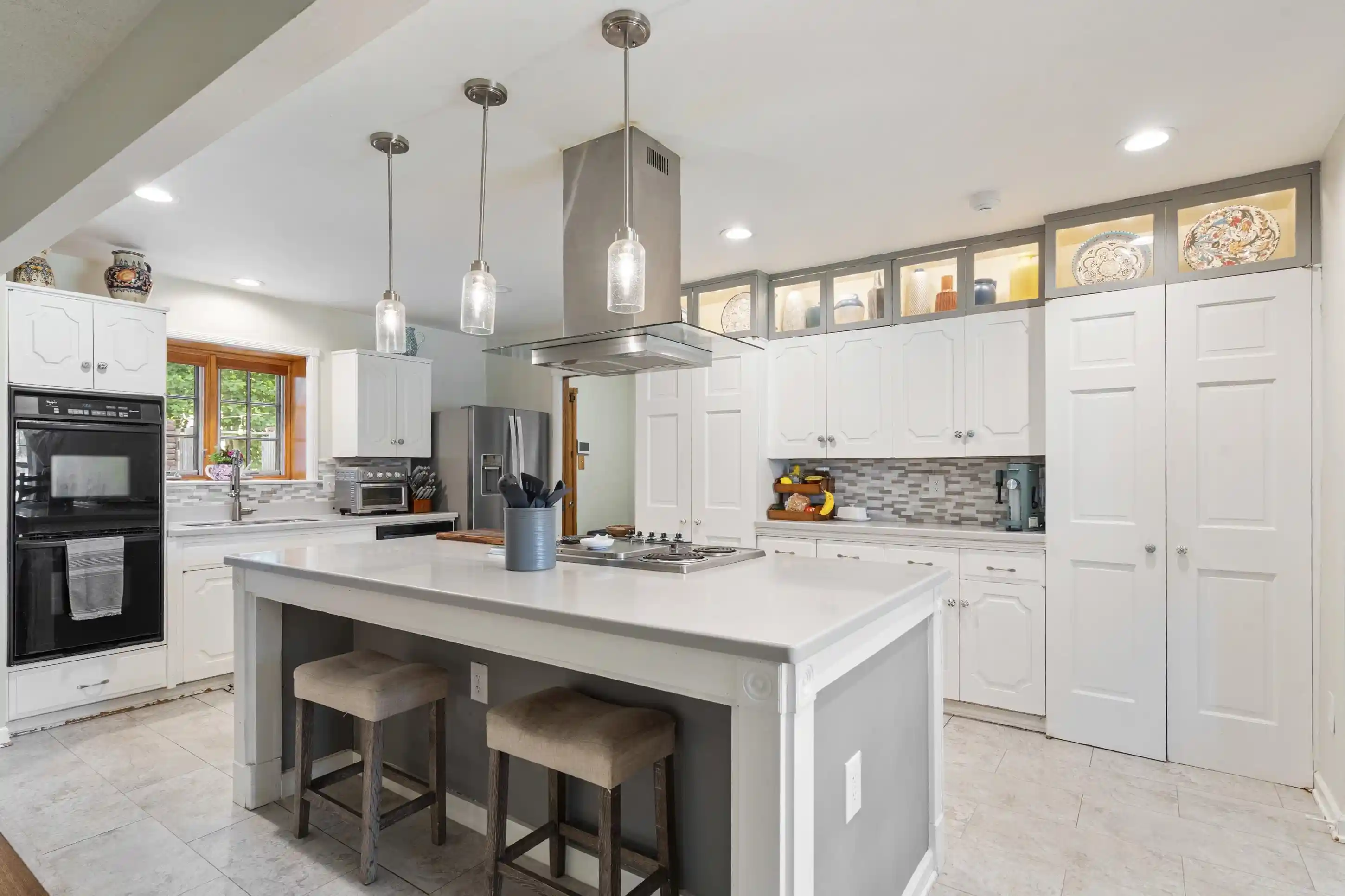 30th image of 1595 Poplar Estates Pky, Germantown, TN 38138 | MLS# 10221876