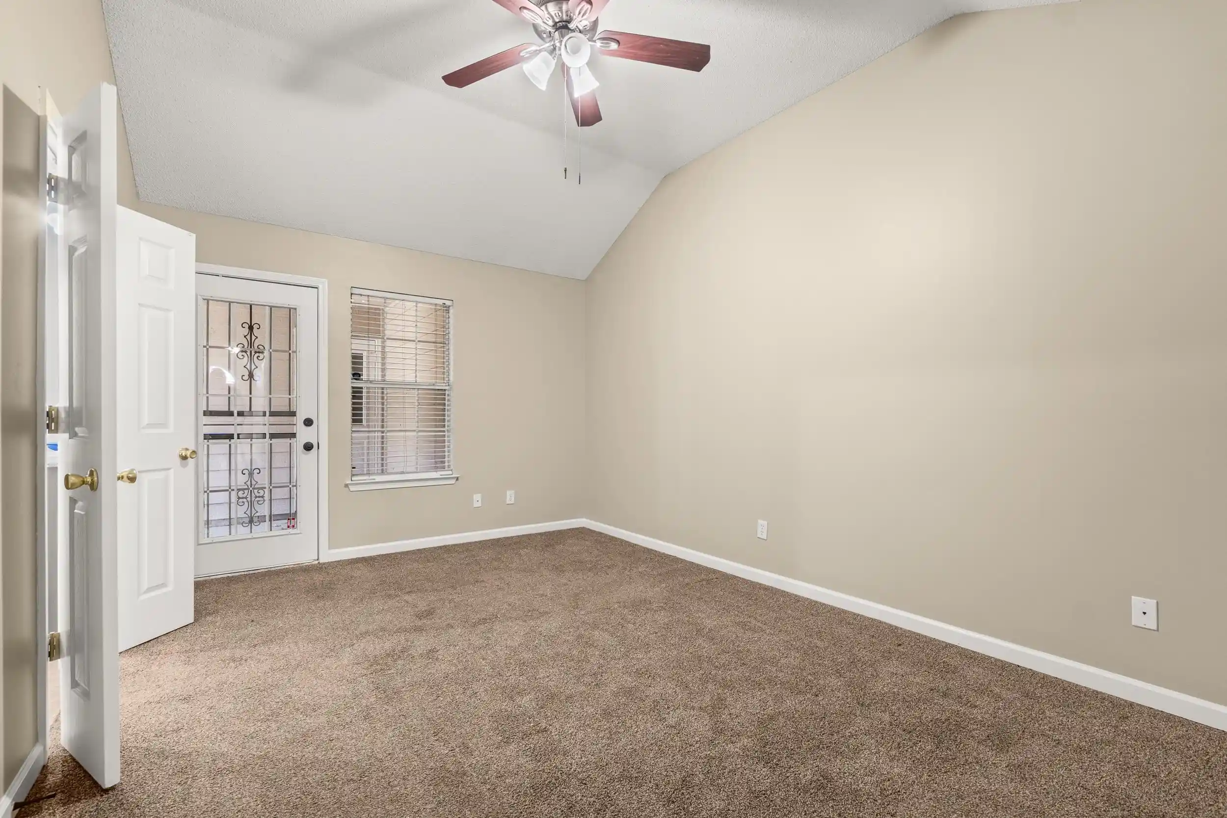 Homes for sale in Unincorporated, TN | 6902 Century Oaks Dr, Unincorporated, TN 38018 | MLS# 10221923