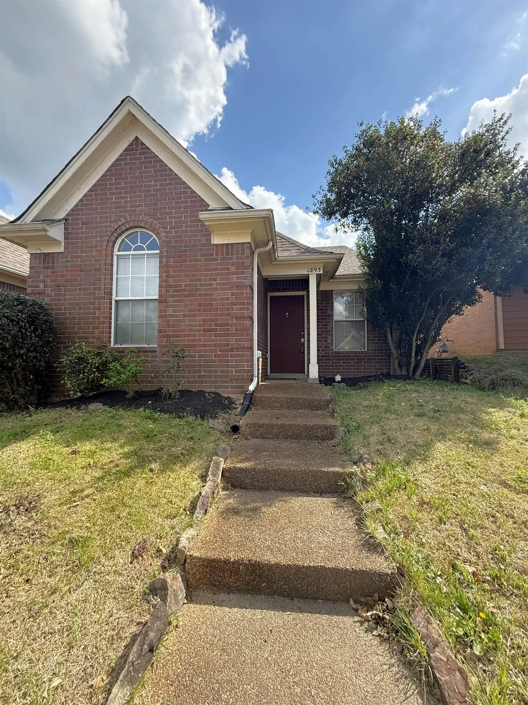 Homes for sale in Unincorporated, TN | 6893 Century Oaks Dr, Unincorporated, TN 38018 | MLS# 10221928