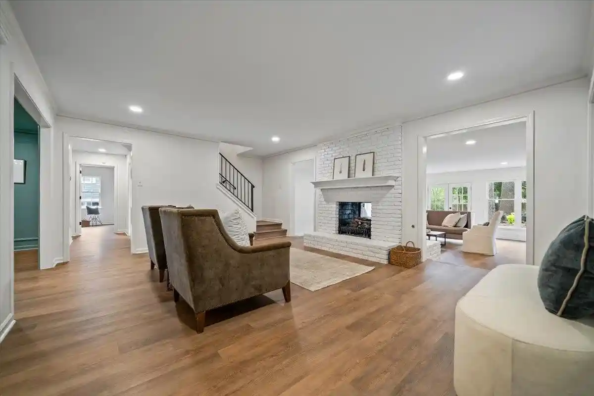 3rd image of 2162 Kimbrough Woods Pl, Germantown, TN 38139 | MLS# 10221930