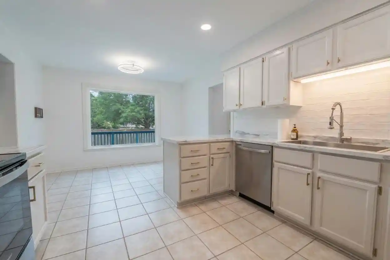 4th image of 2063 Dalkeith Dr, Germantown, TN 38139 | MLS# 10221974