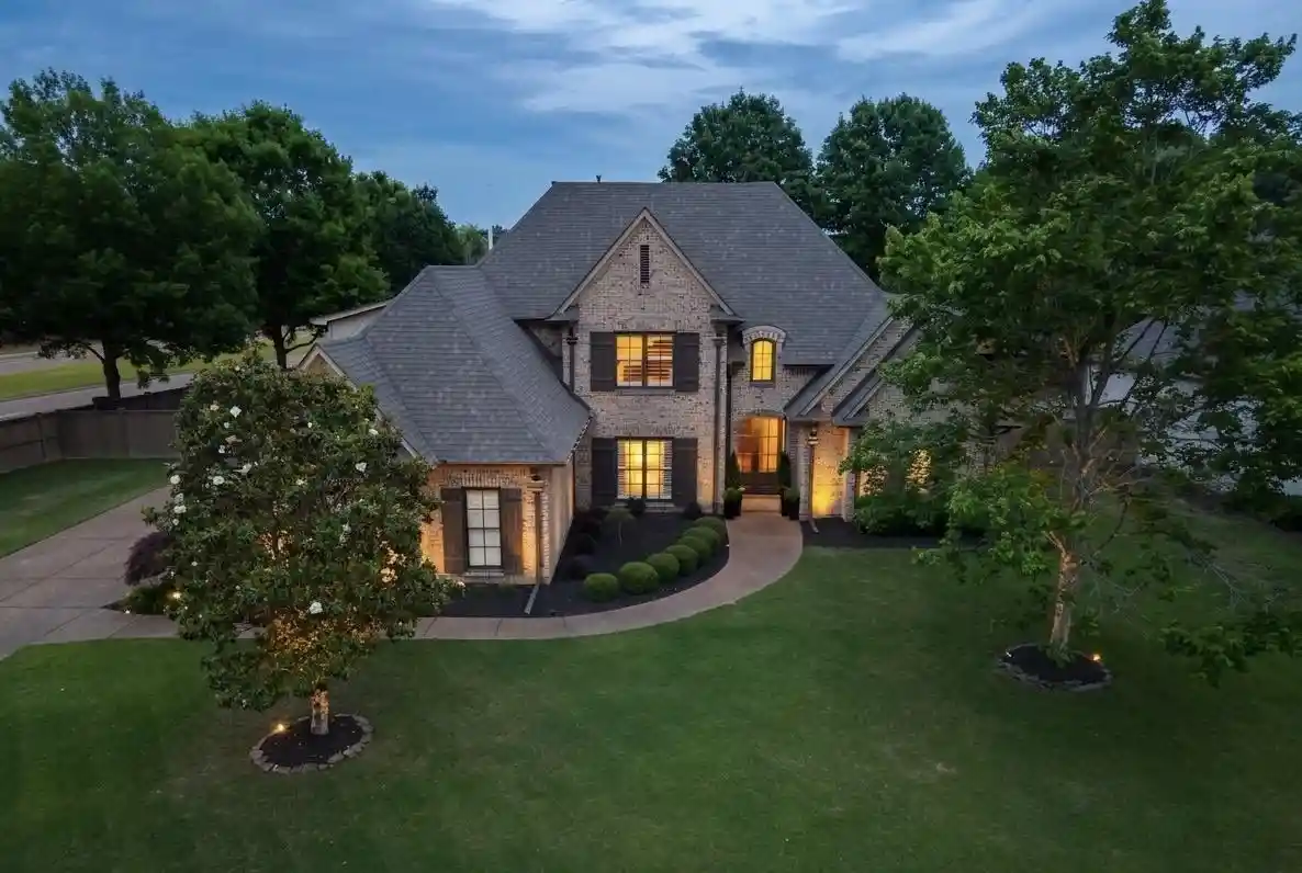Homes for sale in Collierville, TN | 1644 Brackenshire Ln, Collierville, TN 38017 | MLS# 10221978