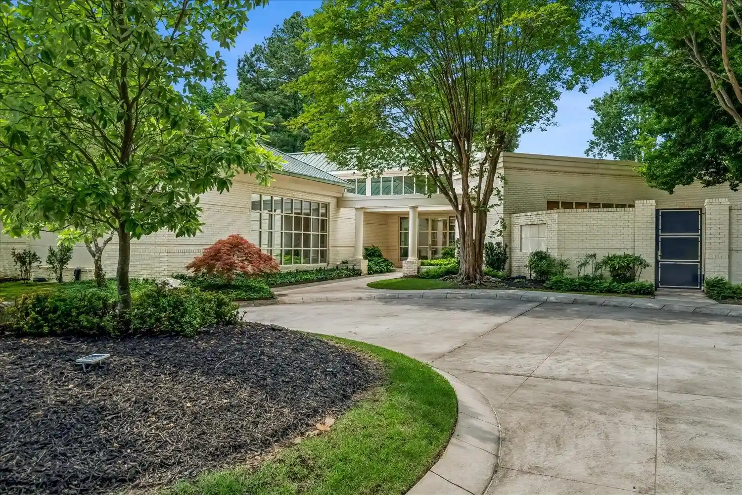 1st image of 333 Winter Oak Ln, Memphis, TN 38120 | MLS# 10222002