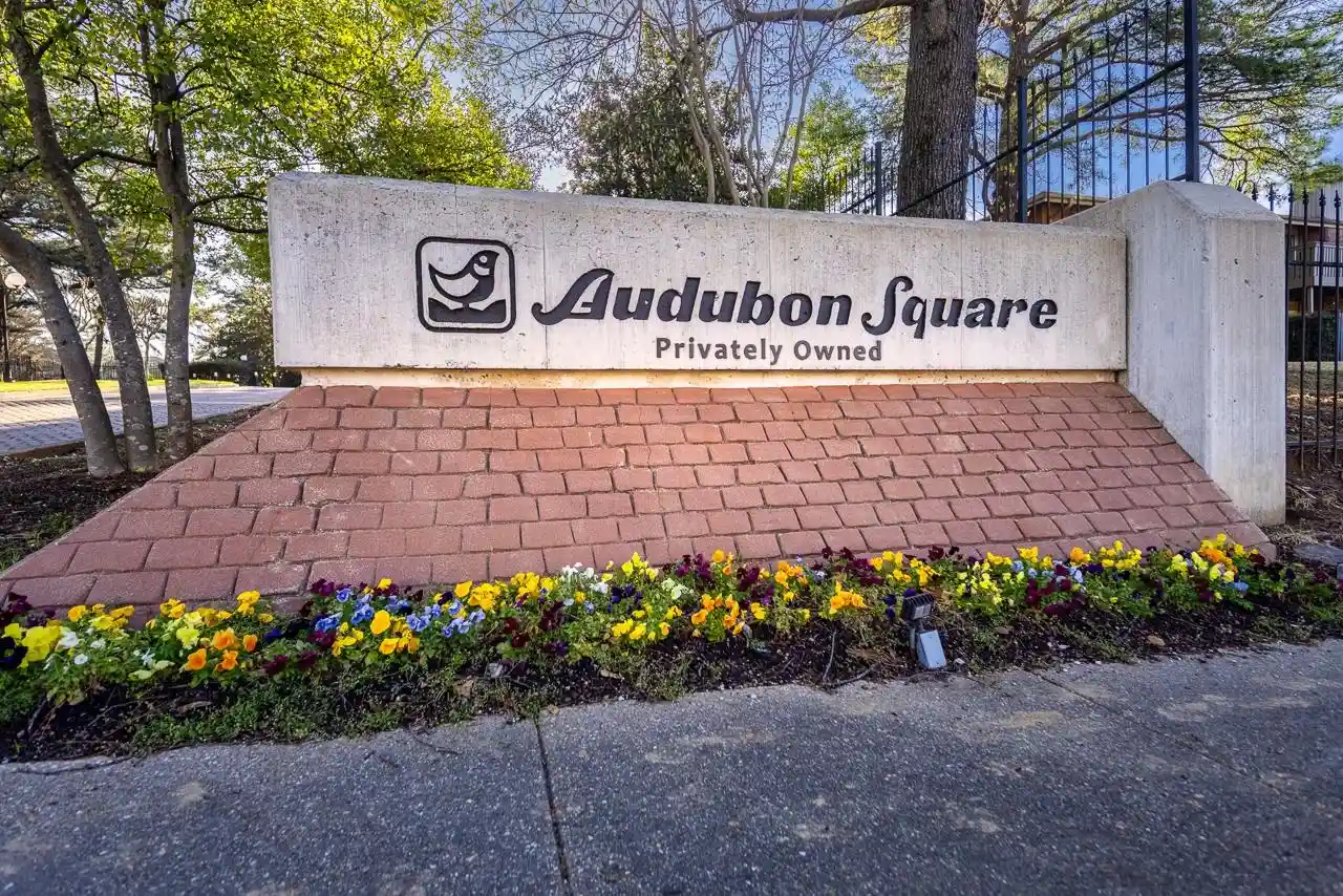 Condo for sale at 805 Creekside Dr #105, Memphis, TN 38117 | MLS# 10222036