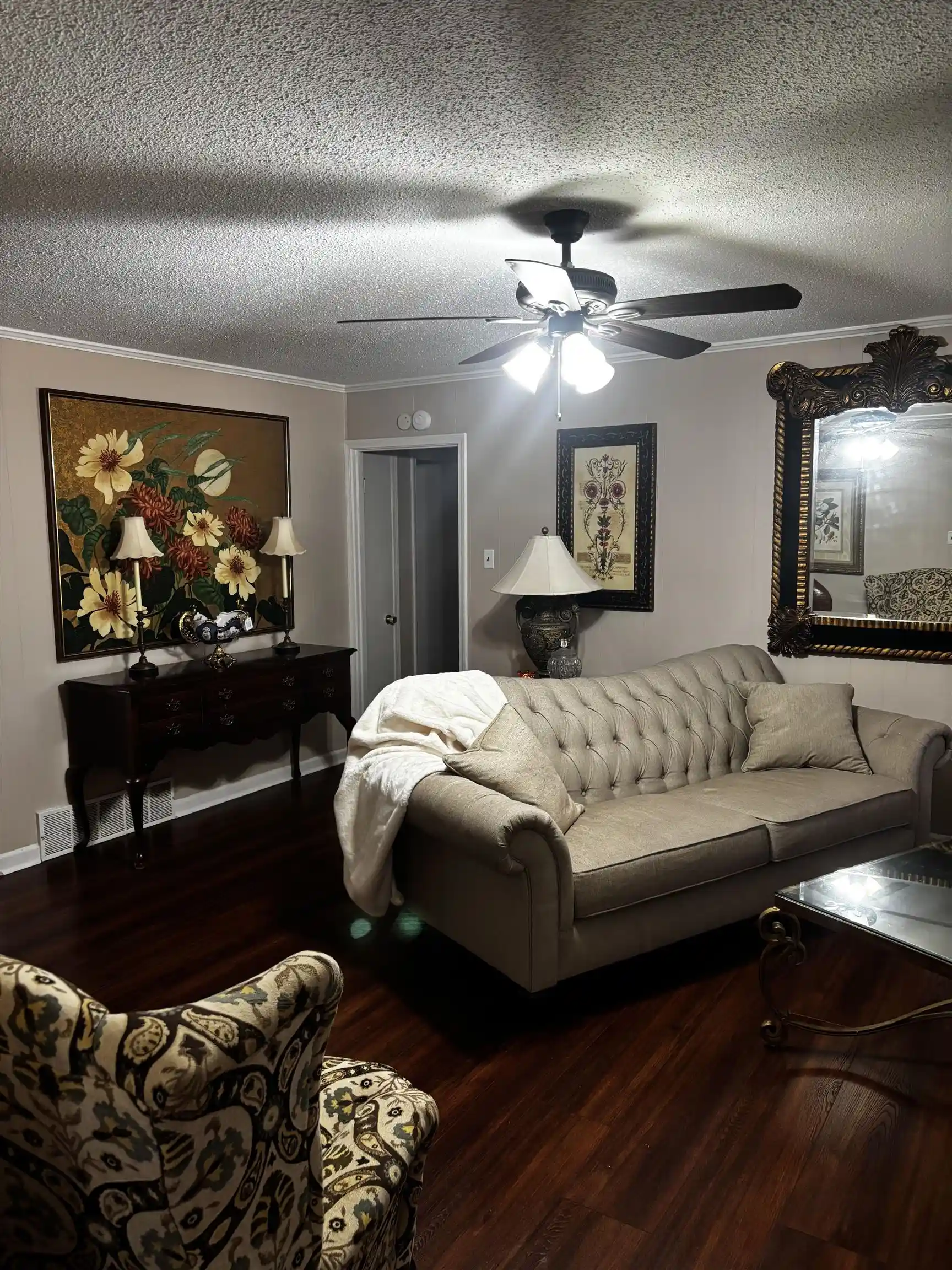 Photo 3 of Sale Pending at 3080 Ridgeway Rd, Memphis, TN 38115 | MLS# 10222051 | Listing updated on 2026-07-27