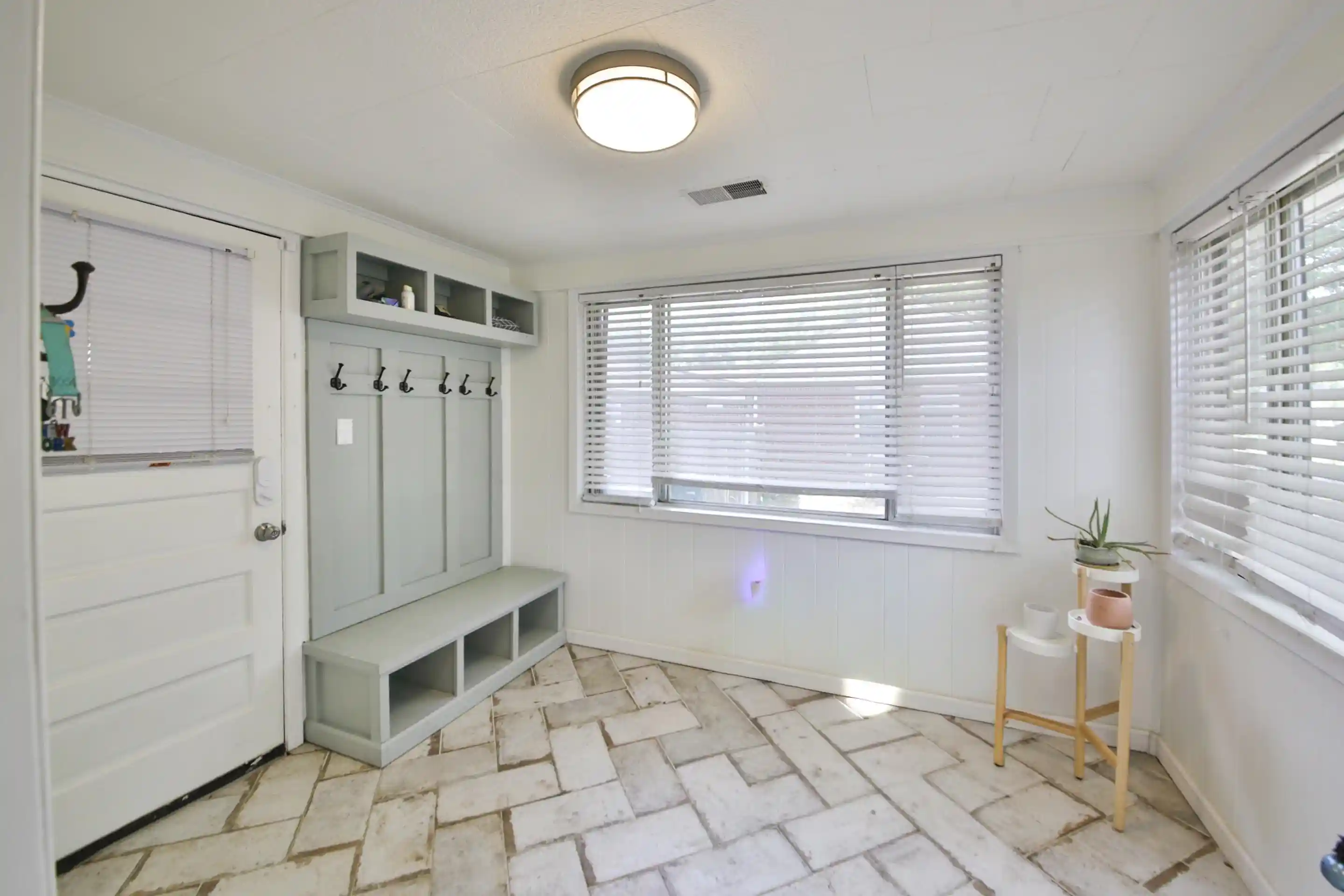2nd image of 4545 Amboy Dr, Memphis, TN 38117 | MLS# 10222066