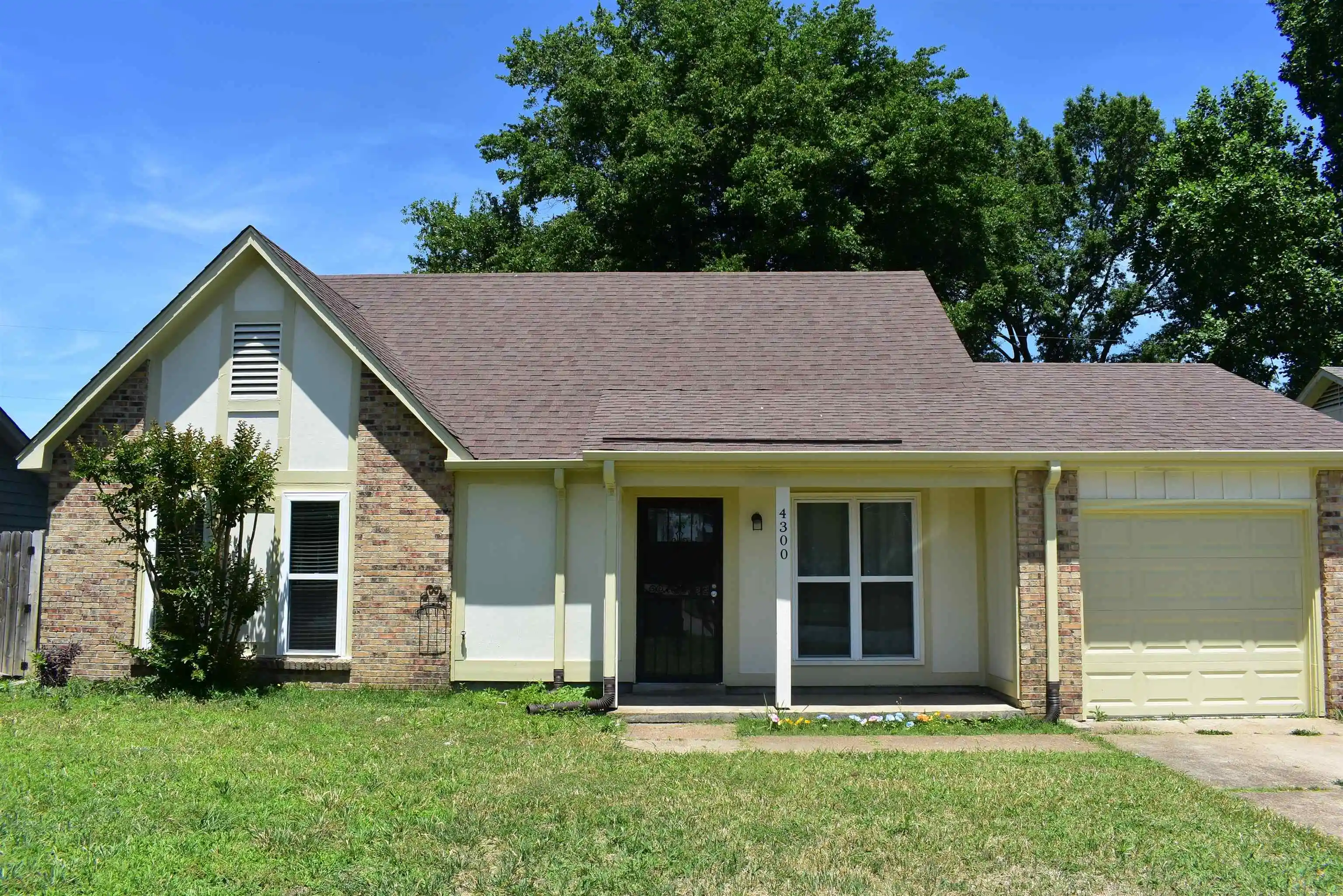 1st image of 4300 Bennett Wood Dr, Millington, TN 38053 | MLS# 10222082