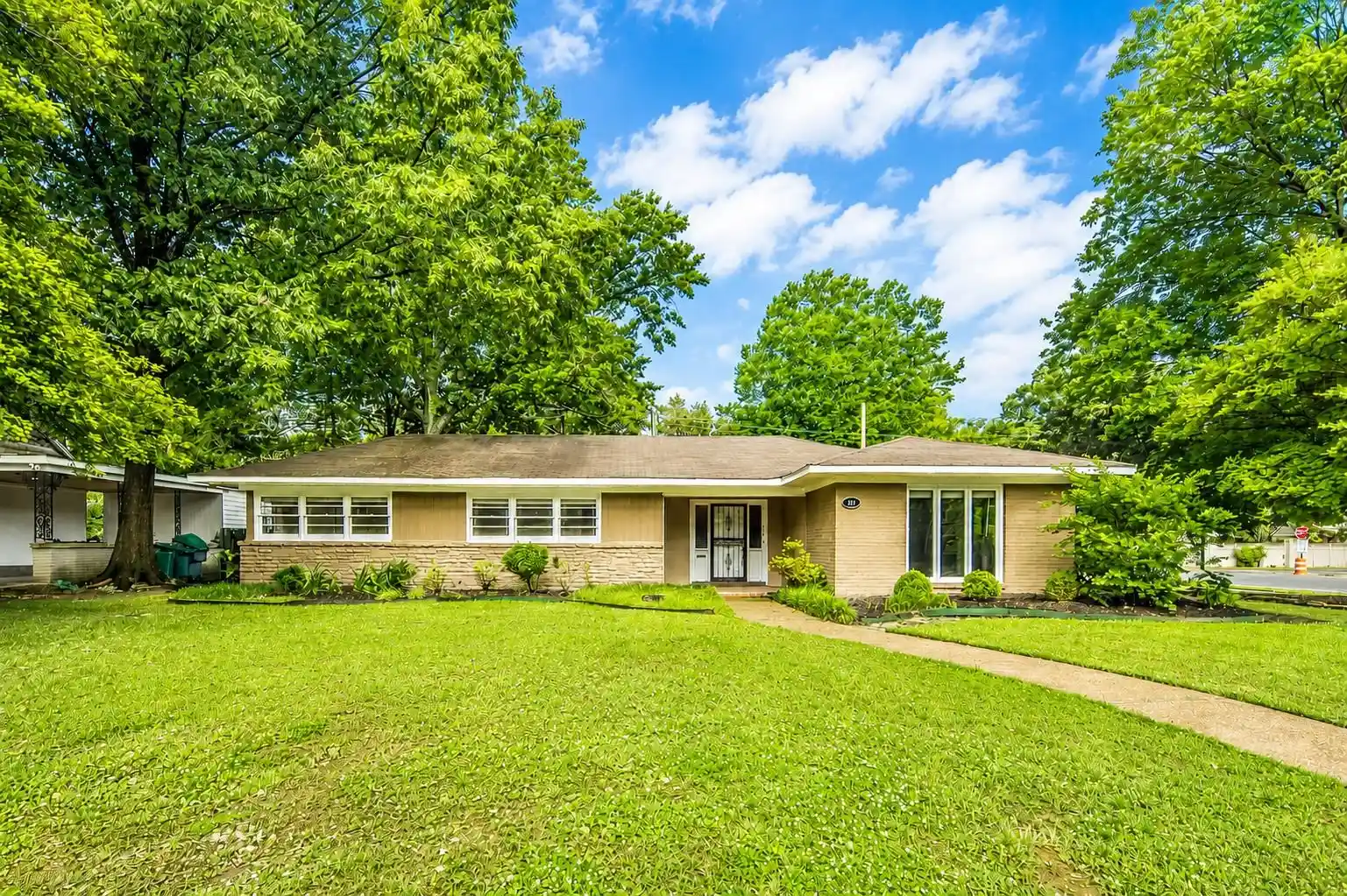 1st image of 219 N Rose Rd, Memphis, TN 38117 | MLS# 10222113