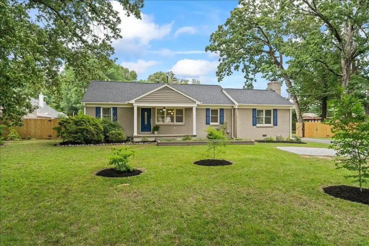 Photo 1 of Sale Pending at 4880 Princeton Rd, Memphis, TN 38117 | MLS# 10222134 | Listing updated on 2026-10-29