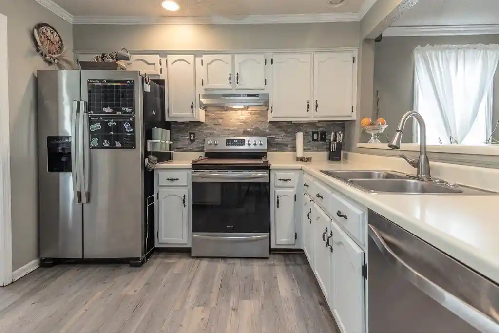 Photo 2 of Sale Pending at 9011 Pepper Holw Ct, Cordova, TN 38016 | MLS# 10222135 | Listing updated on 2026-08-18
