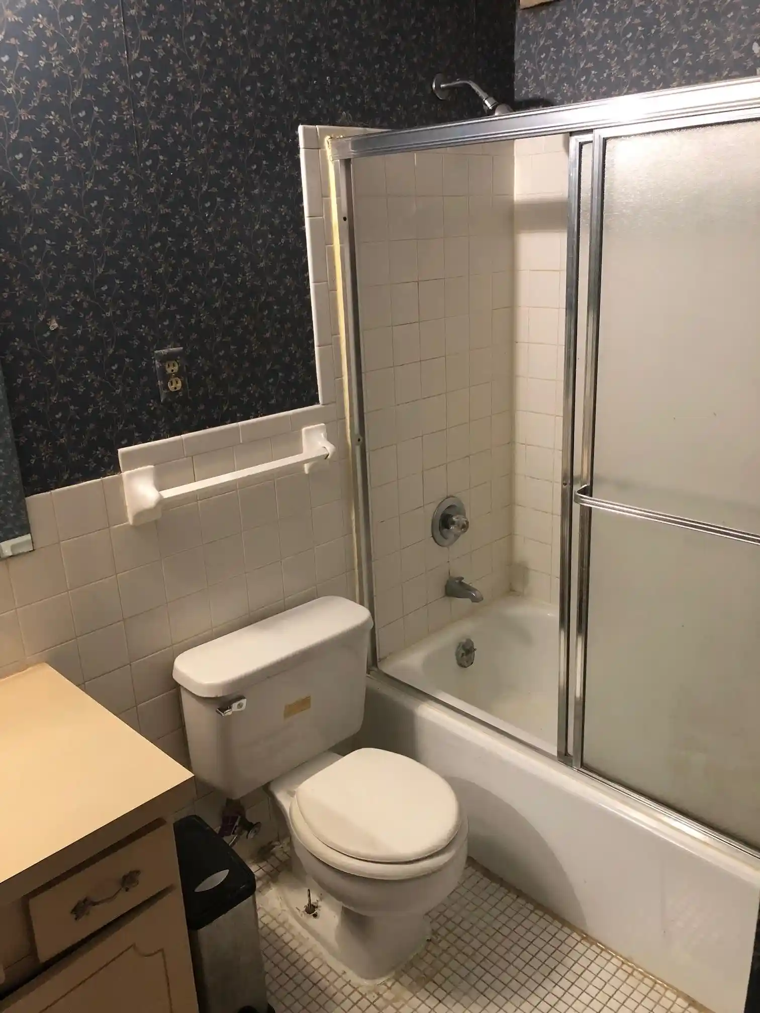Listing Photo 5 - Condo for sale in building located at 3209 Thirteen Colony Mall, Memphis, TN 38115 - Unit #2B
