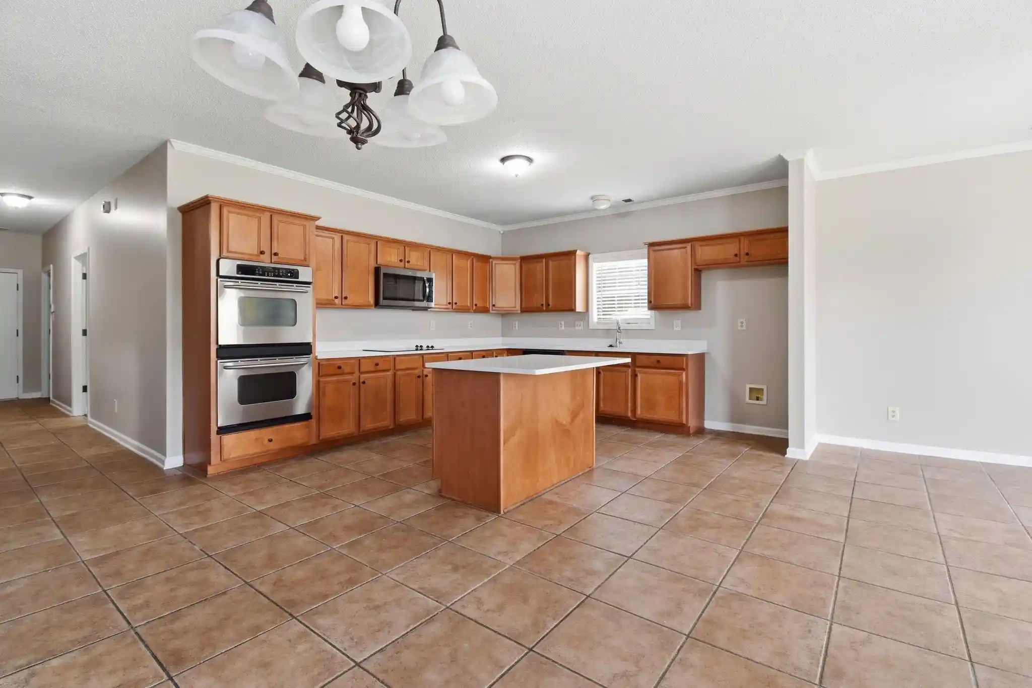Photo 3 of Sale Pending at 8704 Brunswick Farms Dr, Bartlett, TN 38002 | MLS# 10222183 | Listing updated on 2026-09-10
