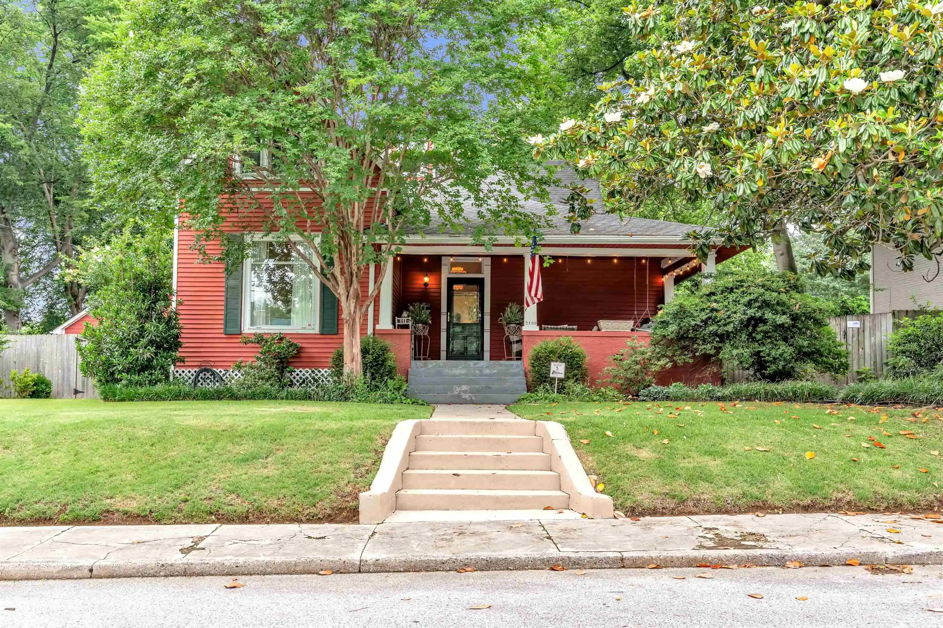 1st image of 2100 Harbert Ave, Memphis, TN 38104 | MLS# 10222254