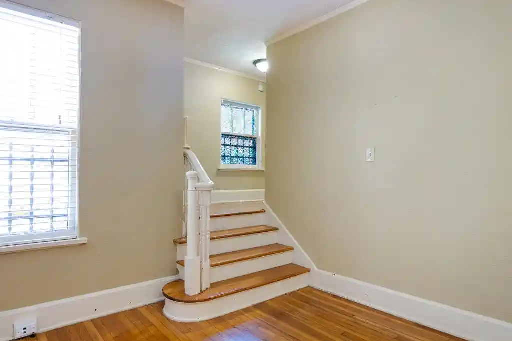 Homes for sale in Memphis, TN | 218 Crestmere Pl, Memphis, TN 38112 | MLS# 10222275