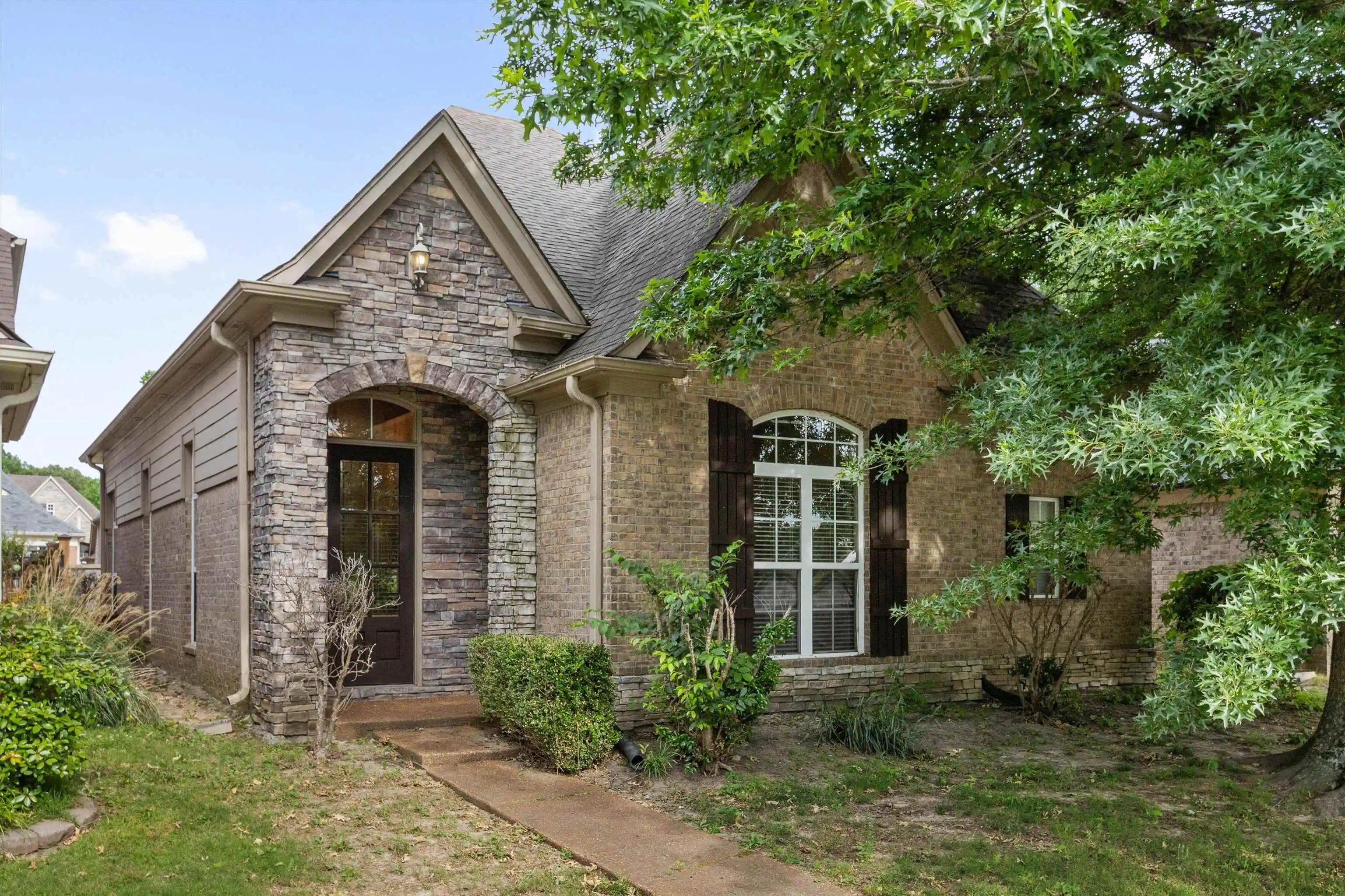 Photo 1 of Single family home for sale at 1864 N Houston Levee Cir, Cordova, TN 38016 | MLS# 10222301 | Listing updated on 2026-06-25