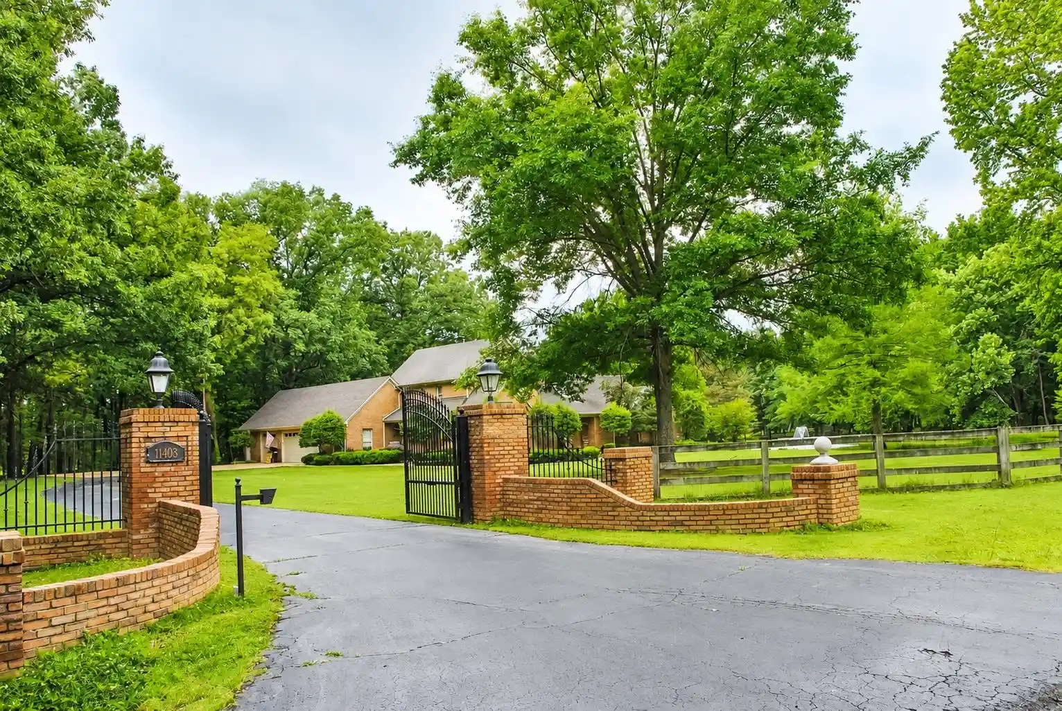Homes for sale in Unincorporated, TN | 11403 Country Forest Cv, Unincorporated, TN 38017 | MLS# 10222319