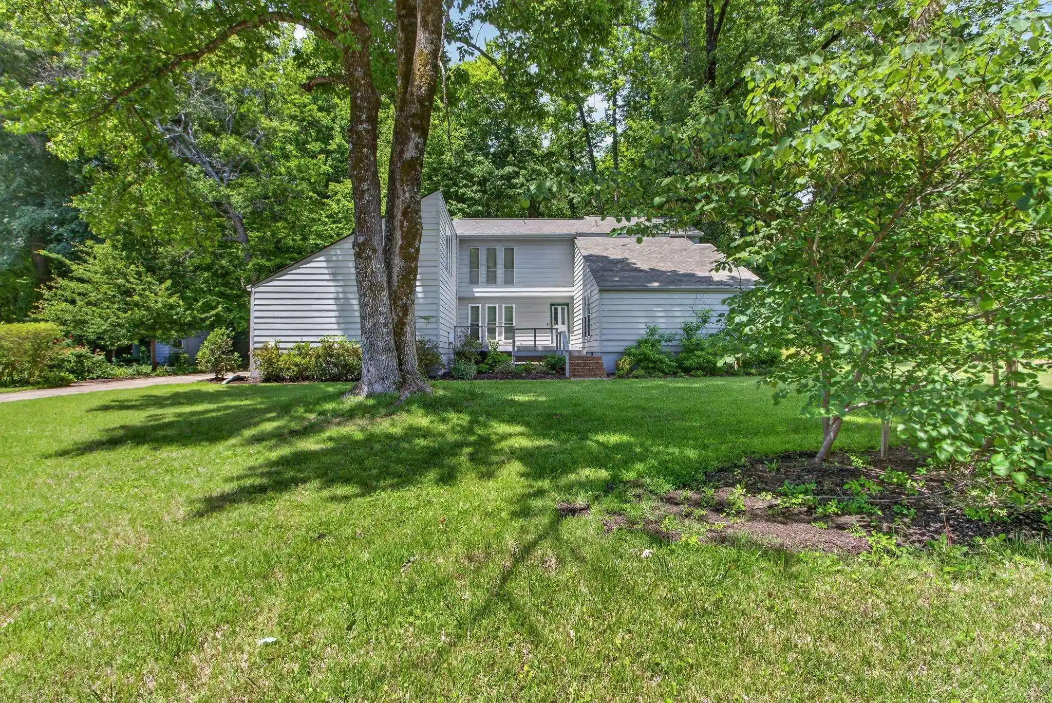 1st image of 3121 Beechrun Dr, Memphis, TN 38128 | MLS# 10222325