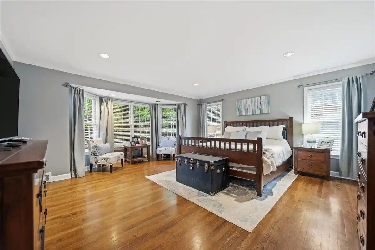 Photo 4 of Sale Pending at 6353 Old Orchard Cv, Memphis, TN 38119 | MLS# 10222377 | Listing updated on 2026-08-18