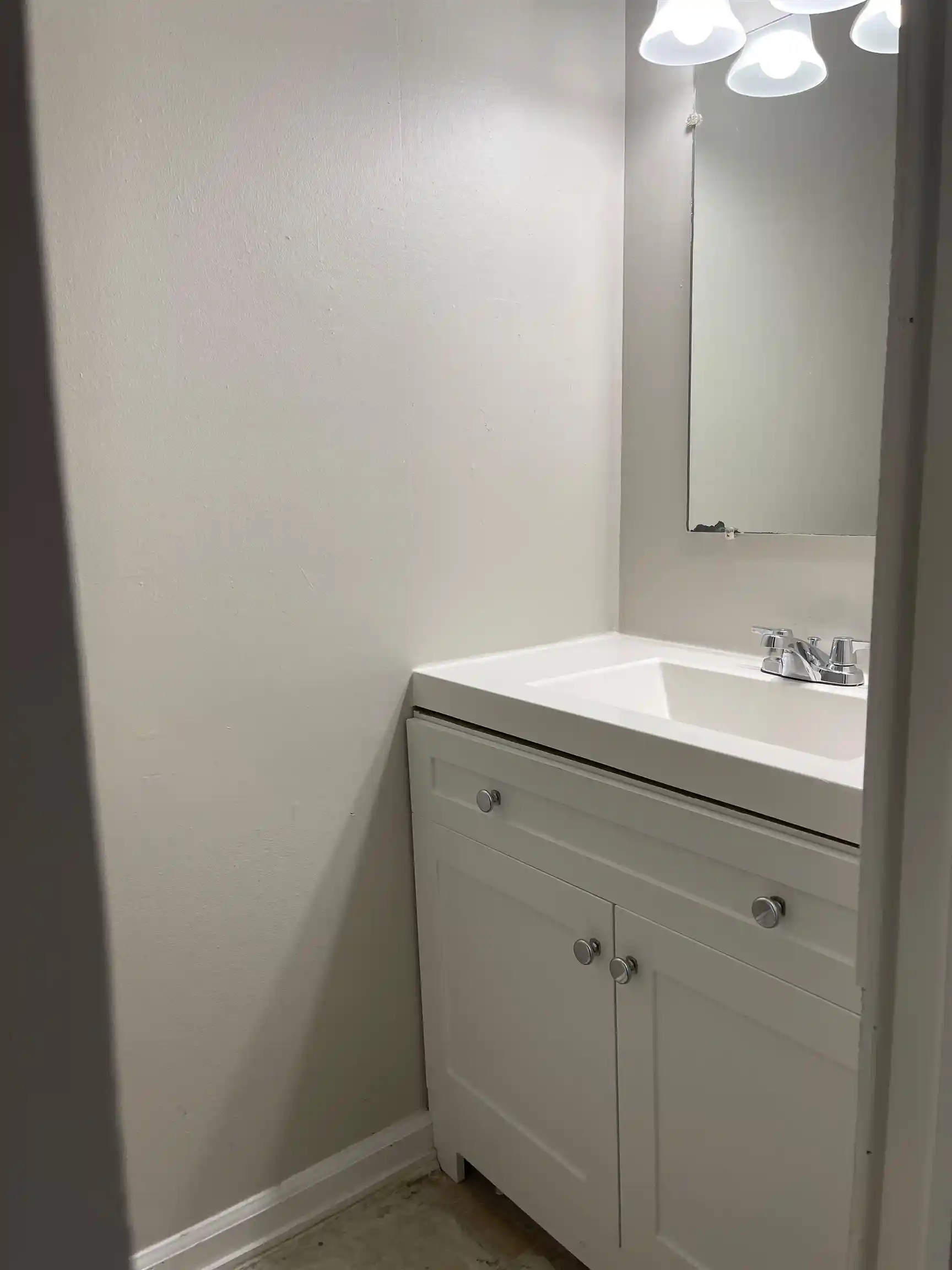 3rd image of 3754 Cambridge Station Dr, Memphis, TN 38115