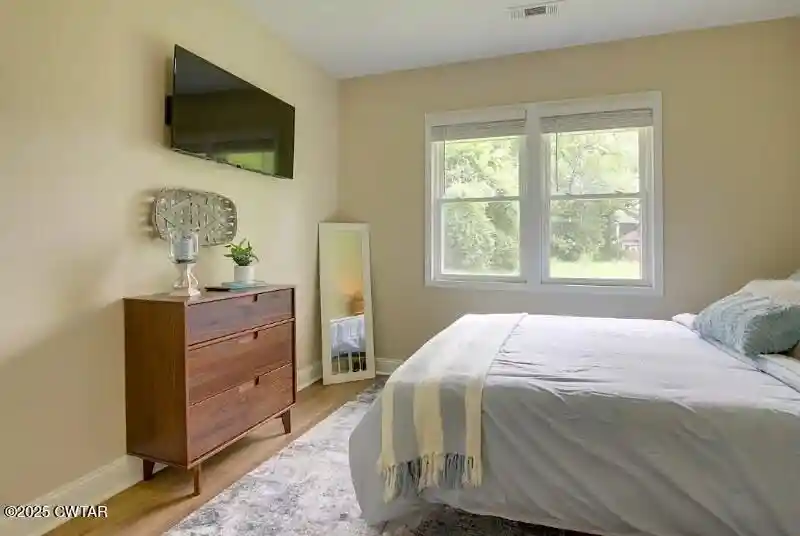 Photo 3 of Single family home for sale at 125 Hatton St, Jackson, TN 38301 | MLS# 10222523 | Listing updated on 2026-09-14