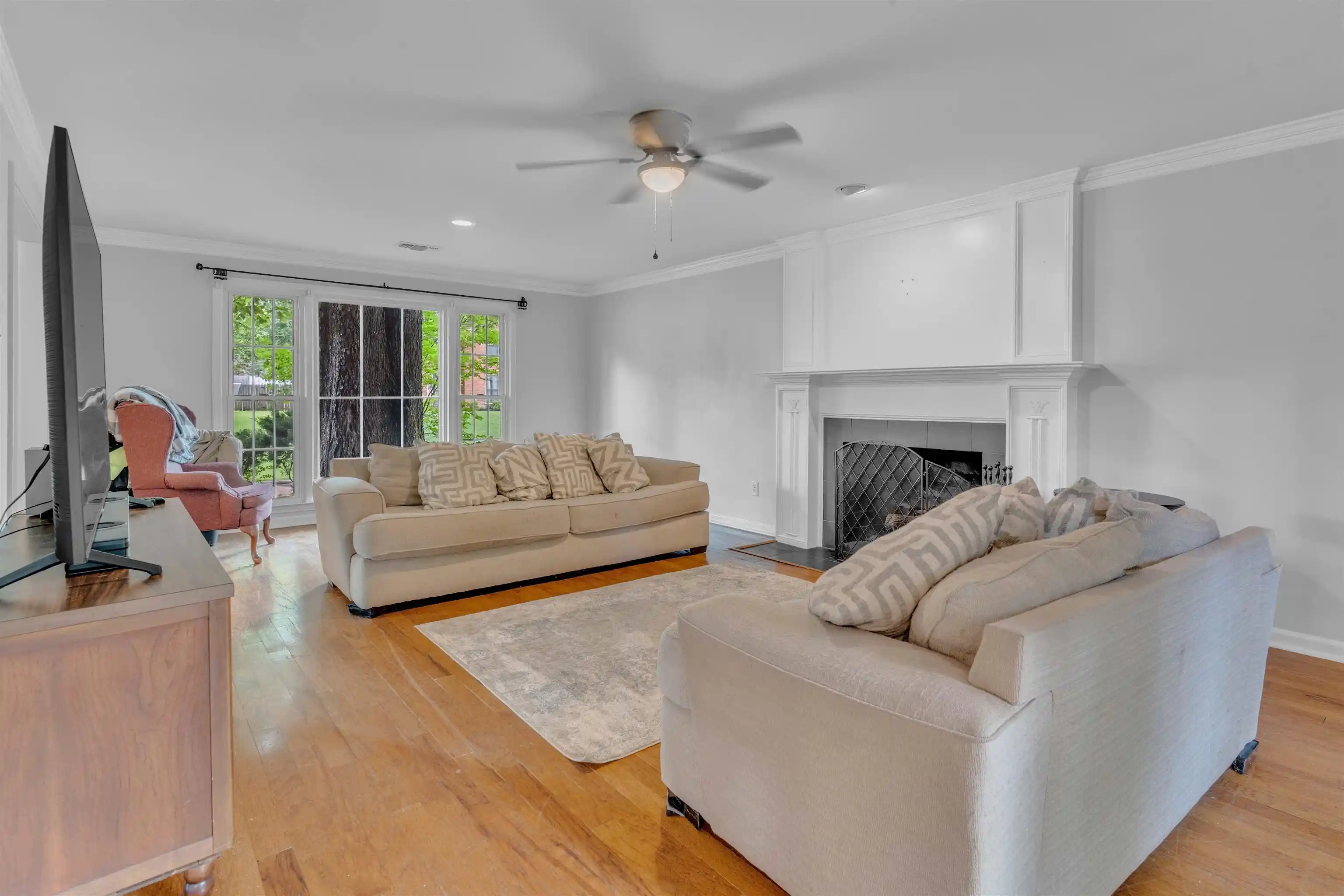 Photo 2 of Single family home for sale at 250 Locust Grv Dr, Cordova, TN 38018 | MLS# 10222545 | Listing updated on 2026-09-11