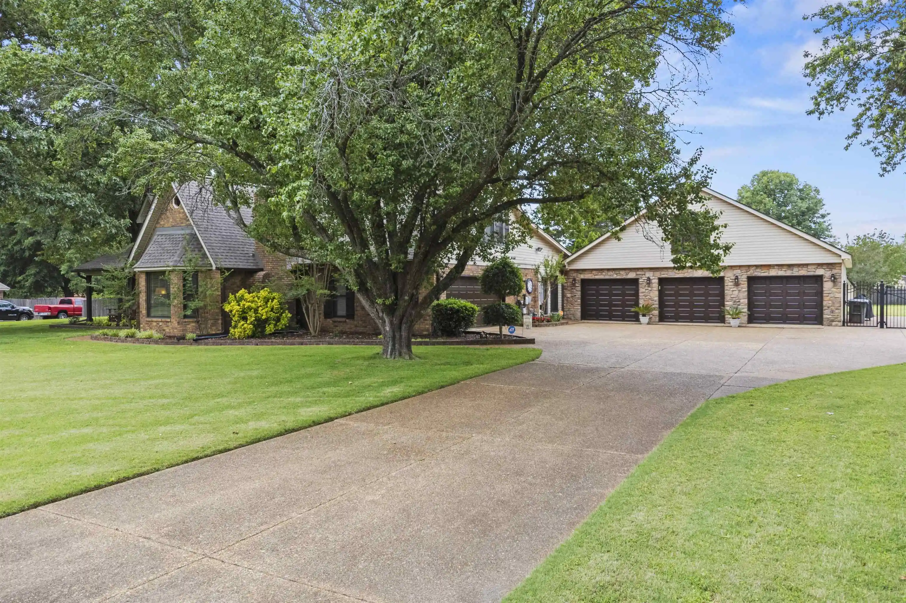 1st image of 3215 Alfred Dr, Bartlett, TN 38133 | MLS# 10222598