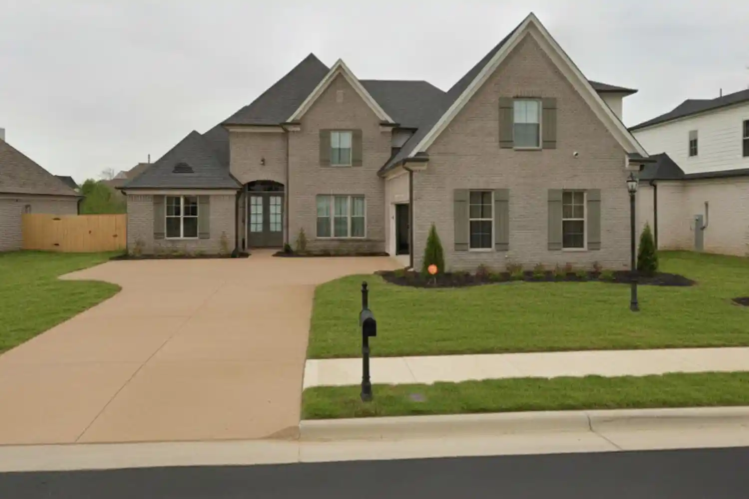 Photo 1 of Single family home for sale at 9730 Woodland Fox Ln, Cordova, TN 38018 | MLS# 10222622 | Listing updated on 2026-06-10