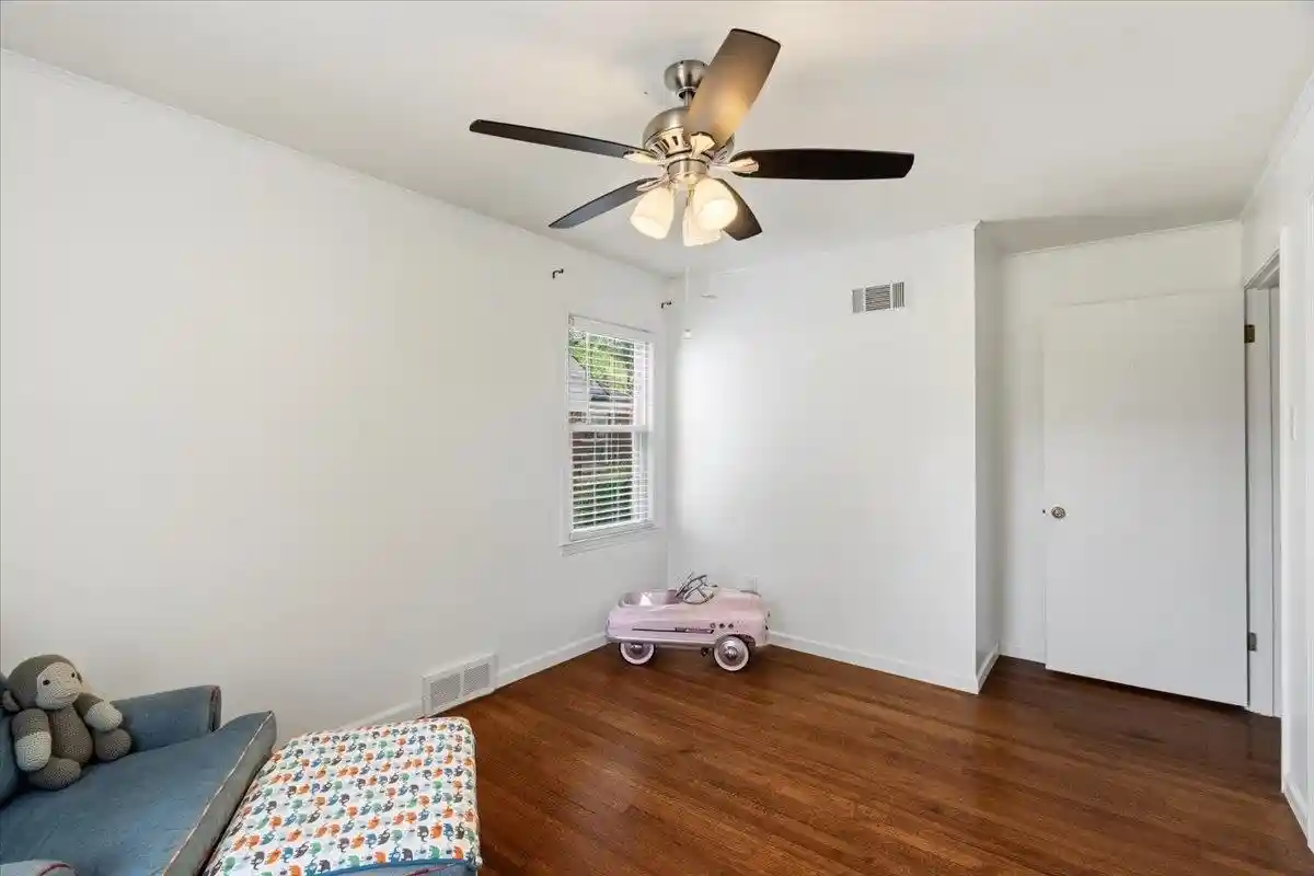 4th image of 4816 Welchshire Dr, Memphis, TN 38117 | MLS# 10222679