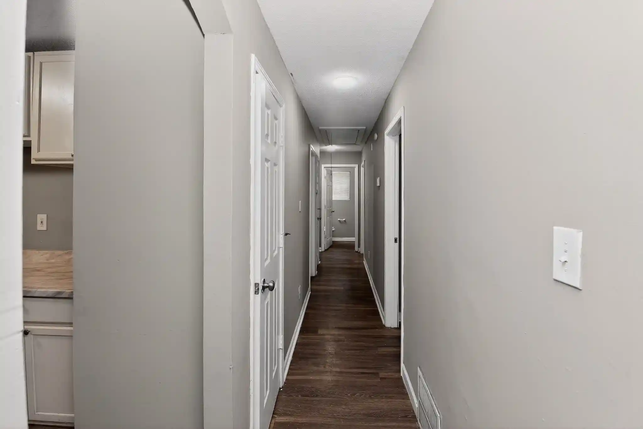 Photo 3 of Sale Pending at 670 Whiterock Ave, Memphis, TN 38109 | MLS# 10222693 | Listing updated on 2026-09-11
