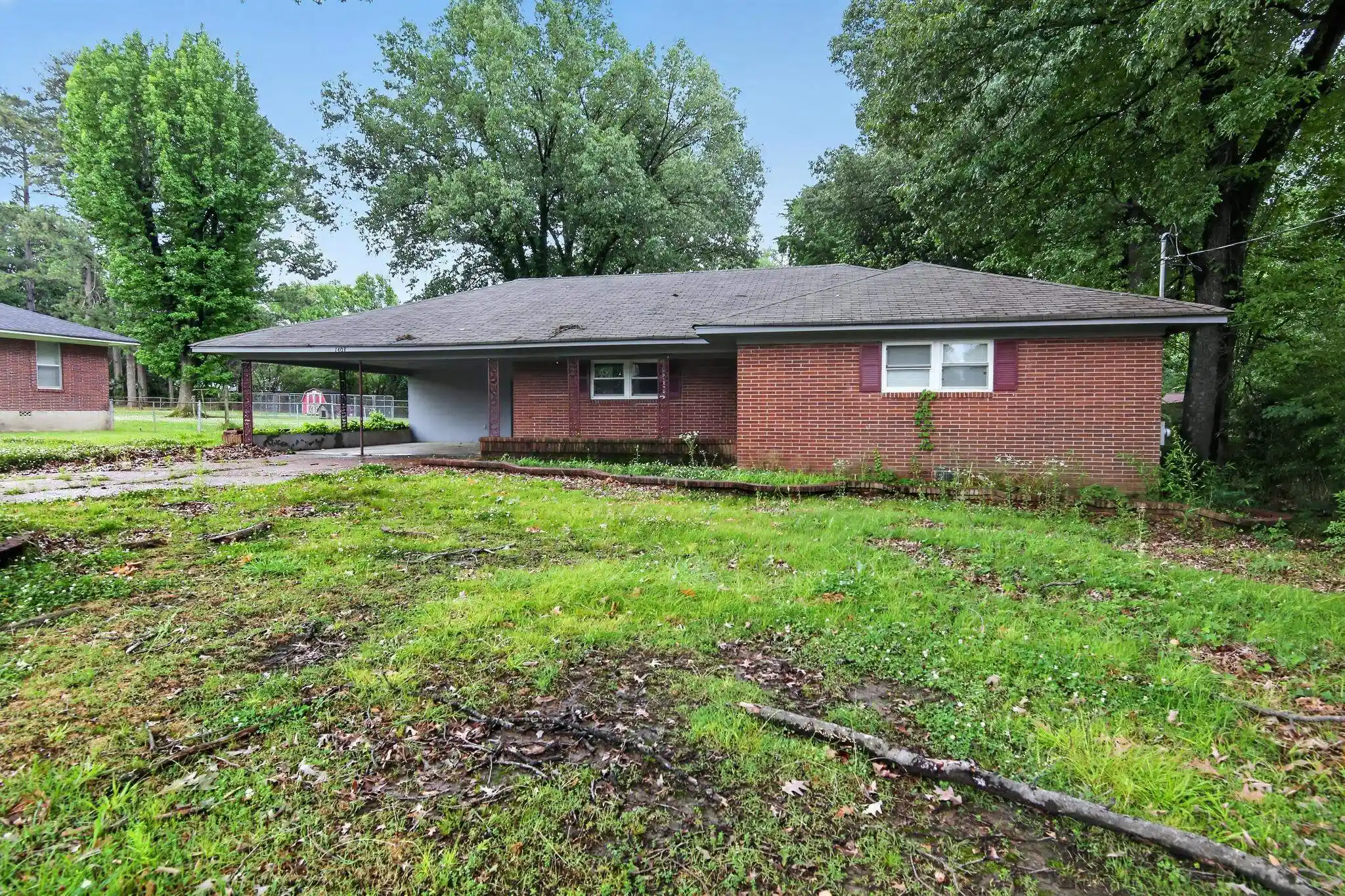 Homes for sale in Memphis, TN | 1403 Old Hickory Rd, Memphis, TN 38116 | MLS# 10222699