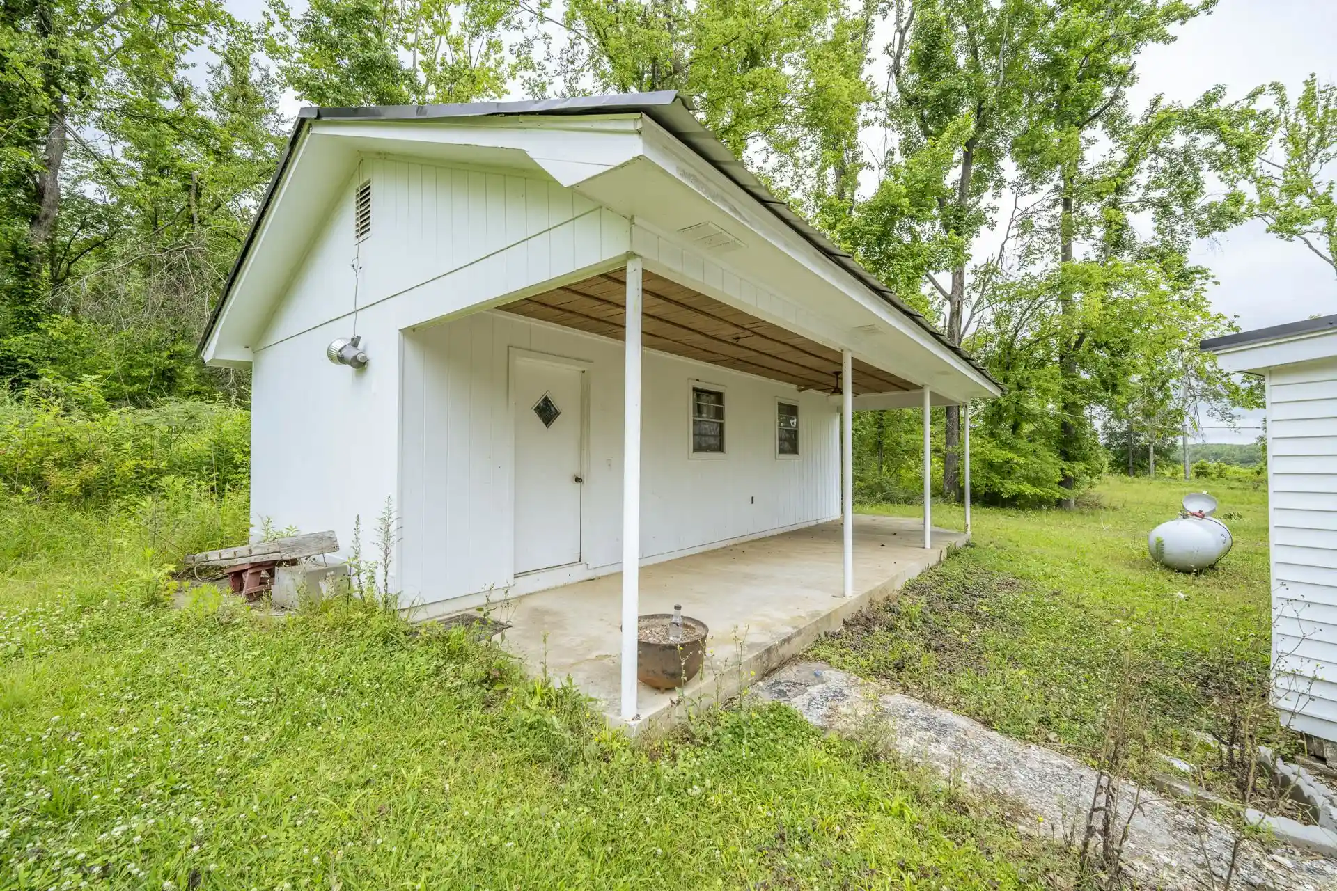 Photo 3 of Sale Pending at 2975 Highway 22 S, Michie, TN 38357 | MLS# 10222717 | Listing updated on 2026-09-23