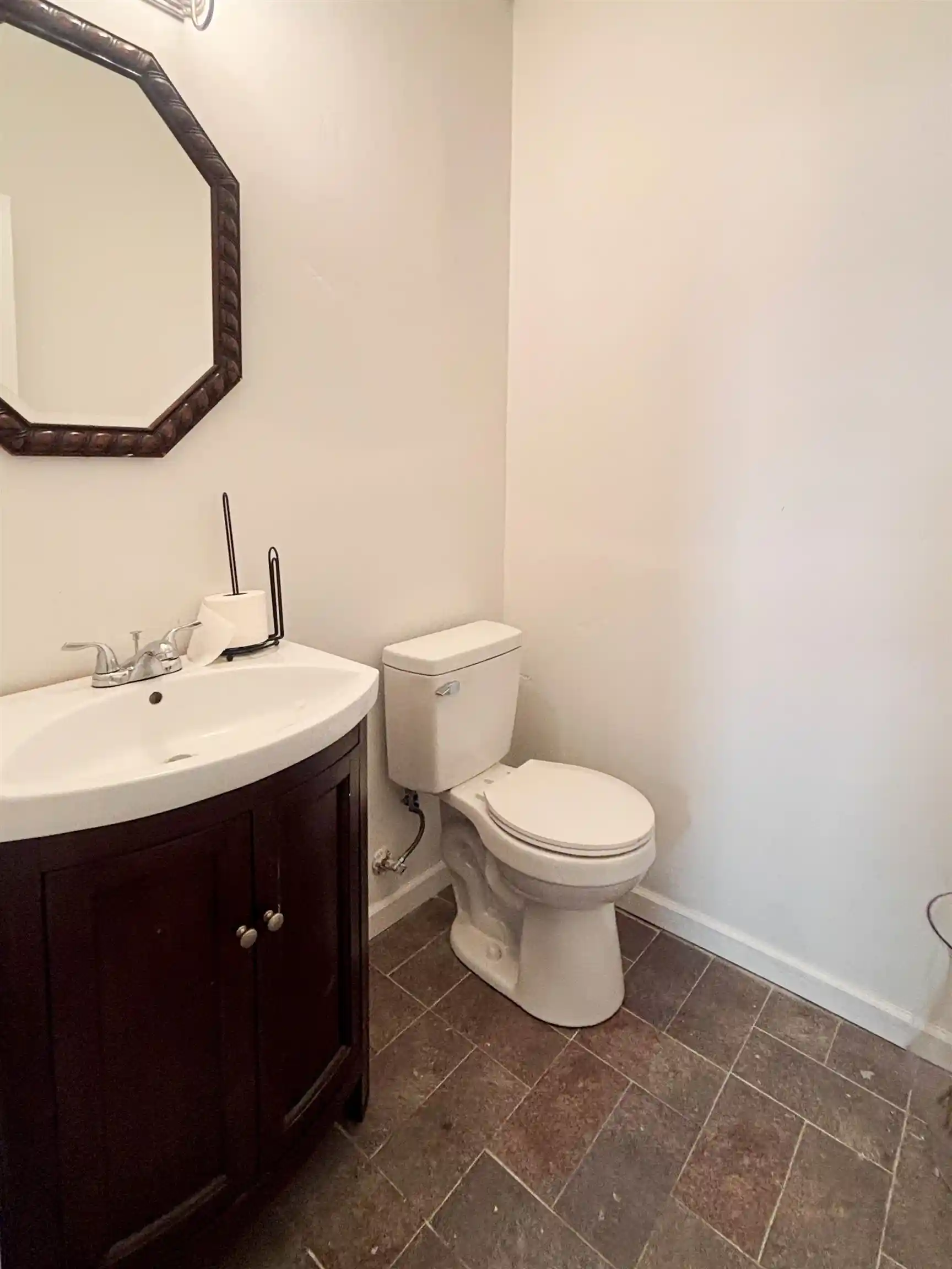 Photo 3 of Single family home for sale at 800 Silver Sands Dr, Cordova, TN 38018 | MLS# 10222722 | Listing updated on 2026-09-18