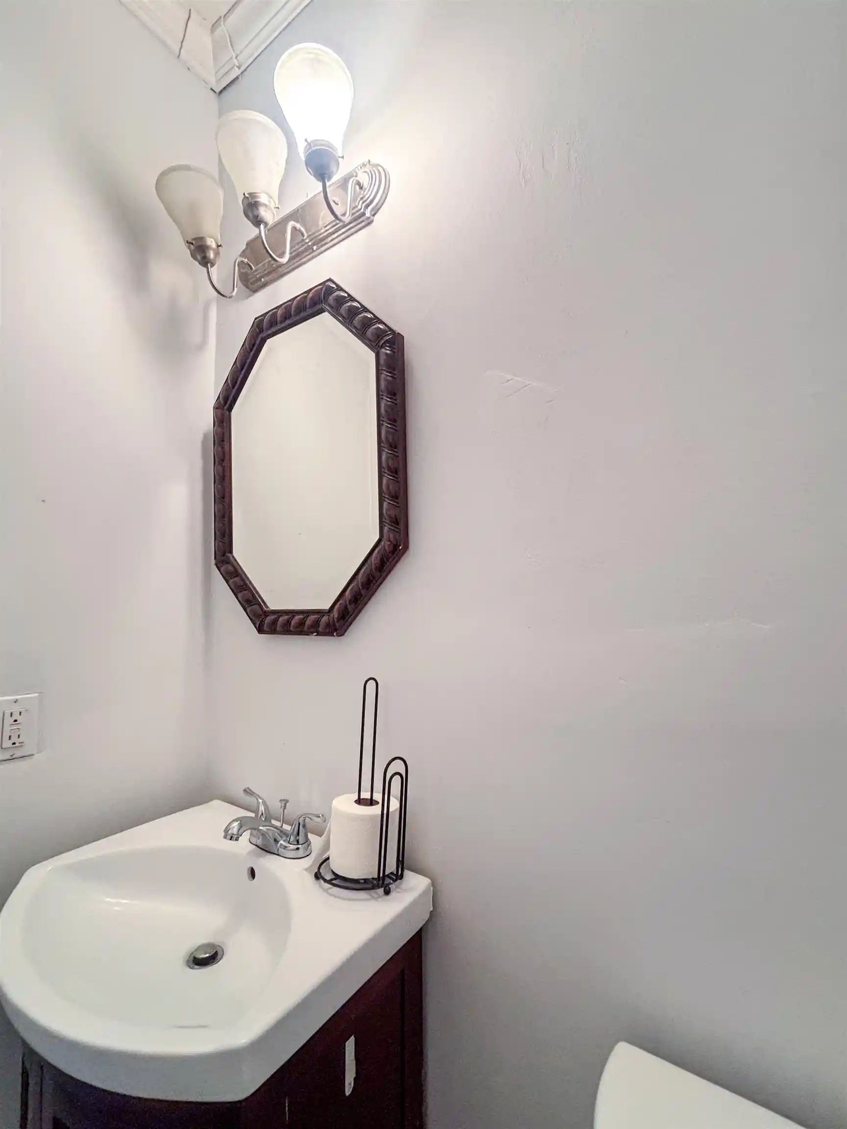 Photo 4 of Single family home for sale at 800 Silver Sands Dr, Cordova, TN 38018 | MLS# 10222722 | Listing updated on 2026-09-18