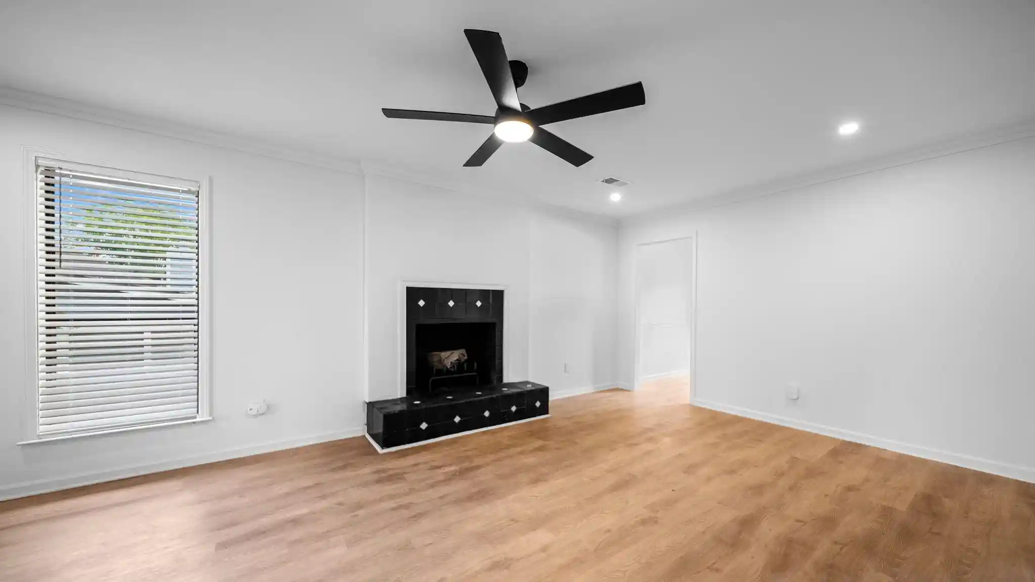 2nd image of 4351 Spring Oak Cv, Memphis, TN 38125 | MLS# 10222778