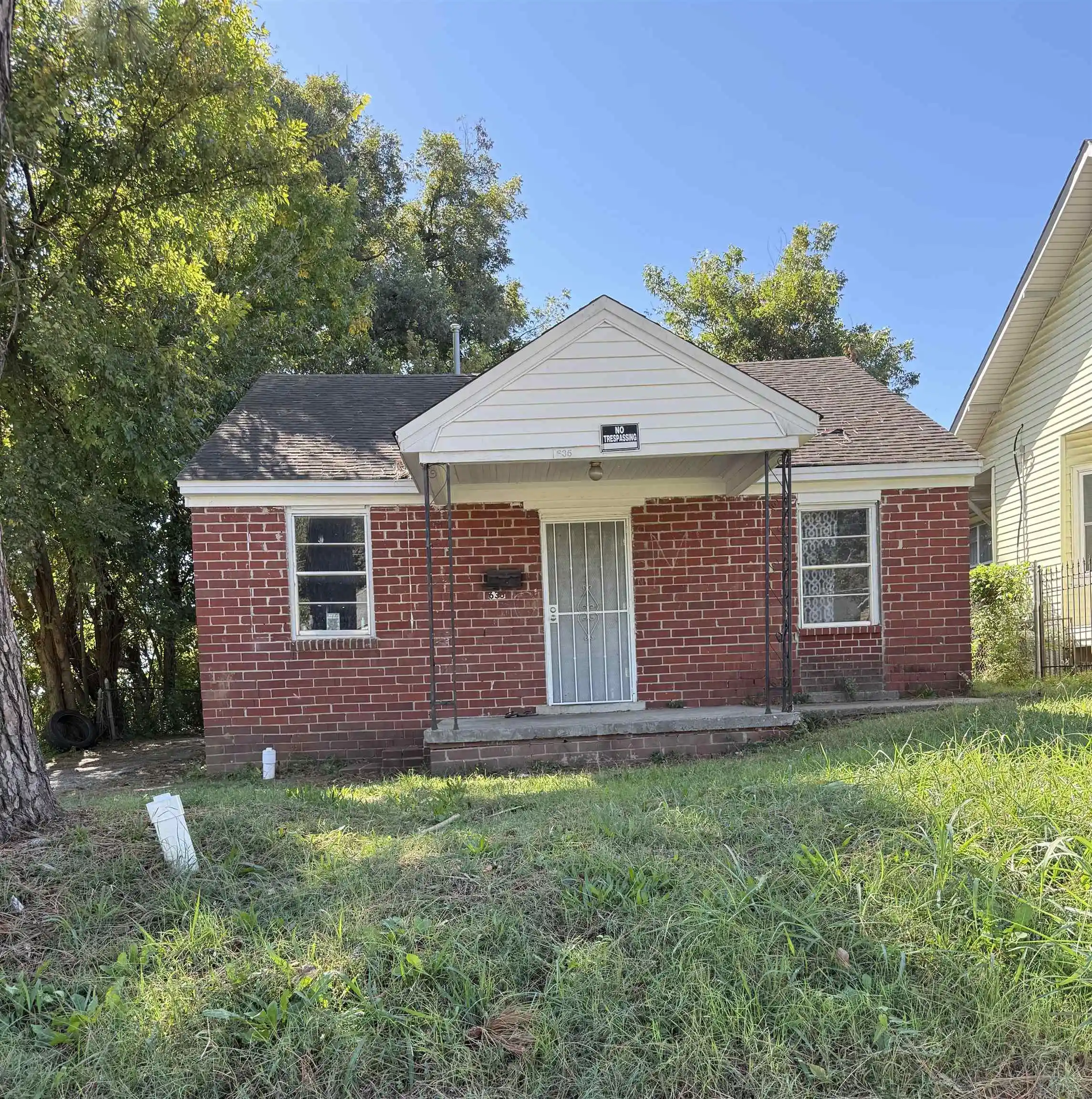 Photo 1 of Single family home for sale at 635 E Mallory Ave, Memphis, TN 38106 | MLS# 10222816 | Listing updated on 2026-08-27